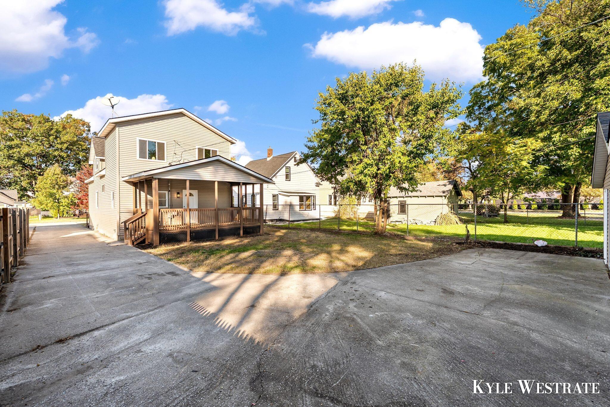 438 W 20th Street Holland MI 49423