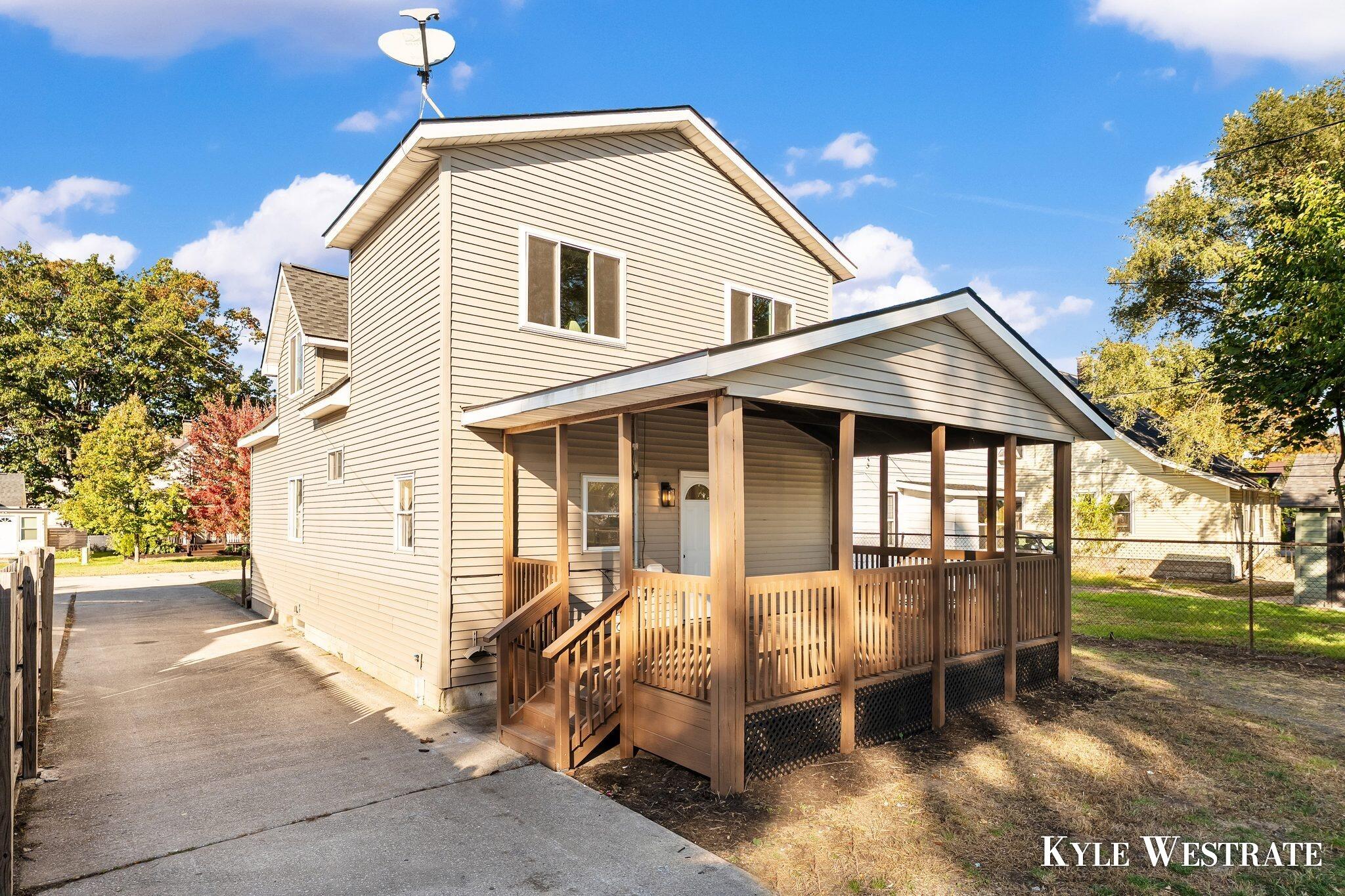 438 W 20th Street Holland MI 49423