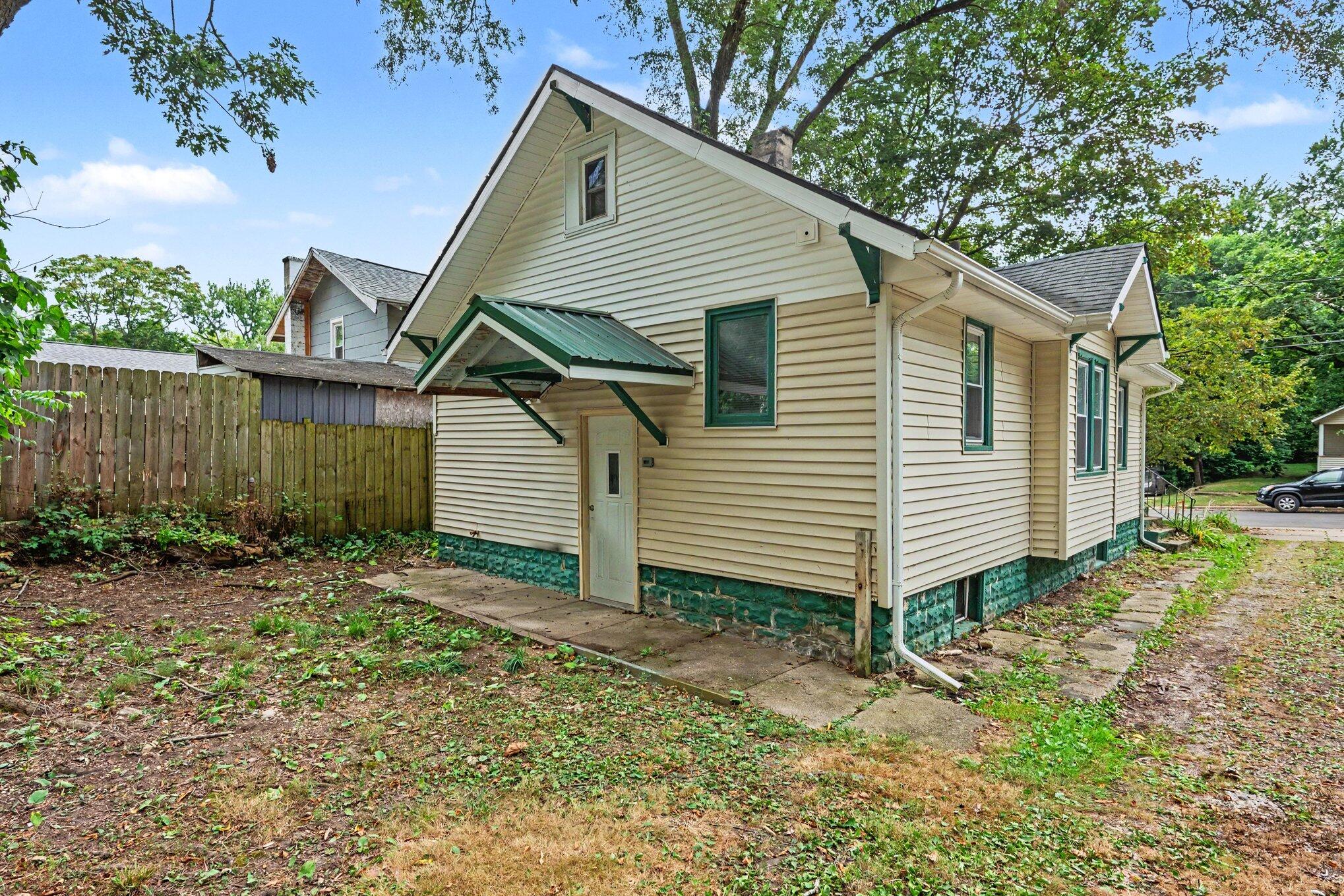 414 Trimble Avenue Kalamazoo MI 49048