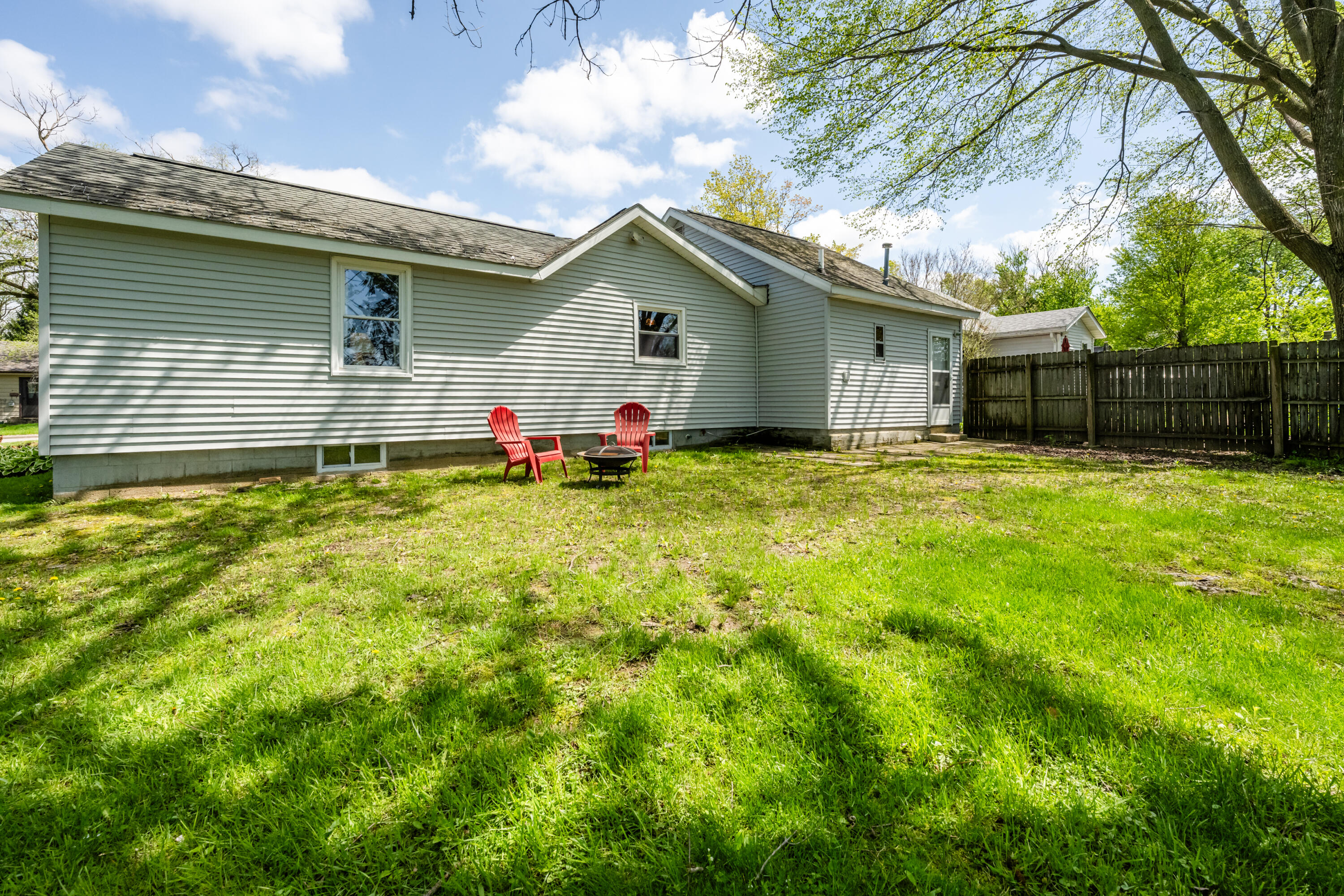 500 Sherwood Street Three Oaks MI 49128