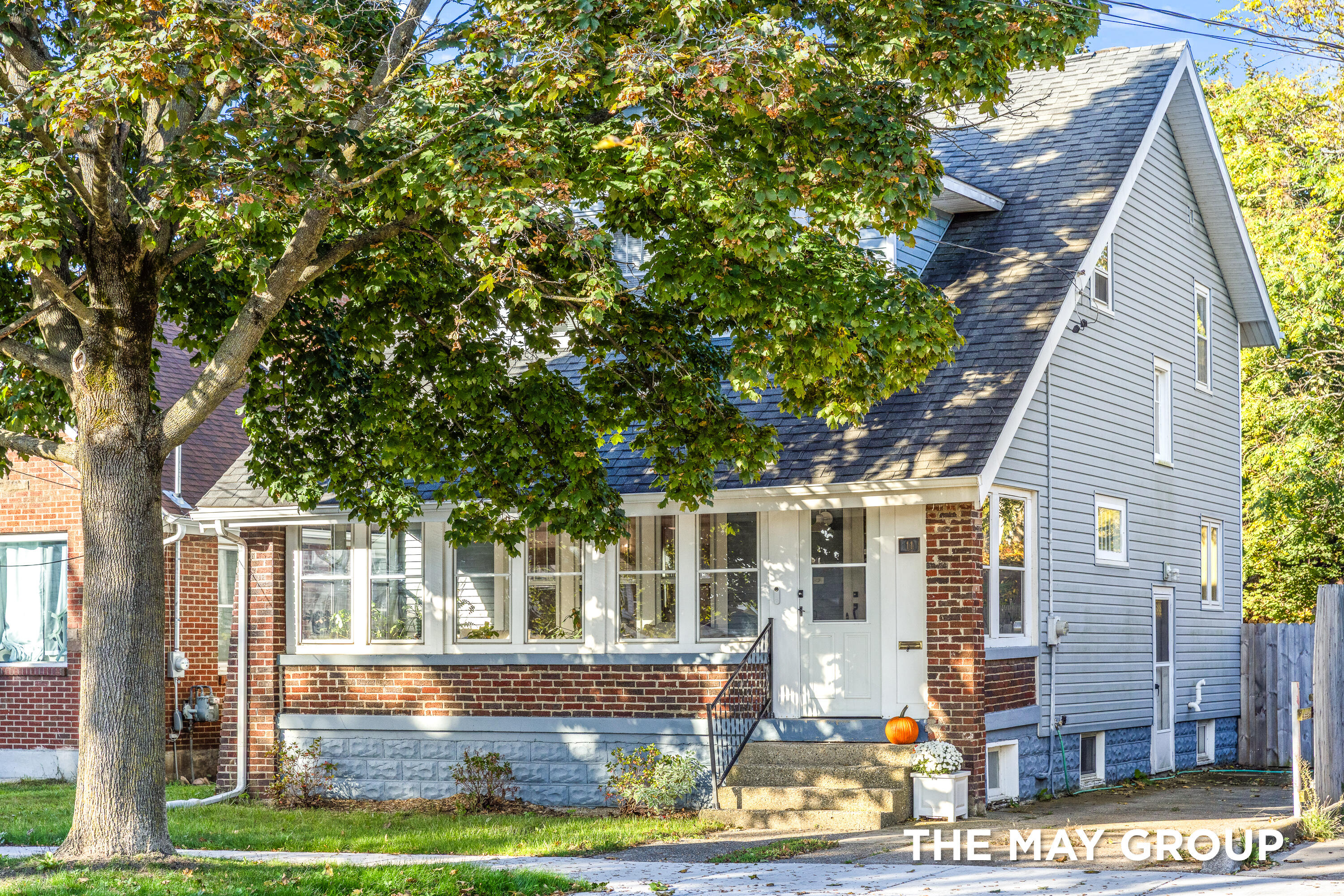 11 Garfield Avenue SW Grand Rapids MI 49504