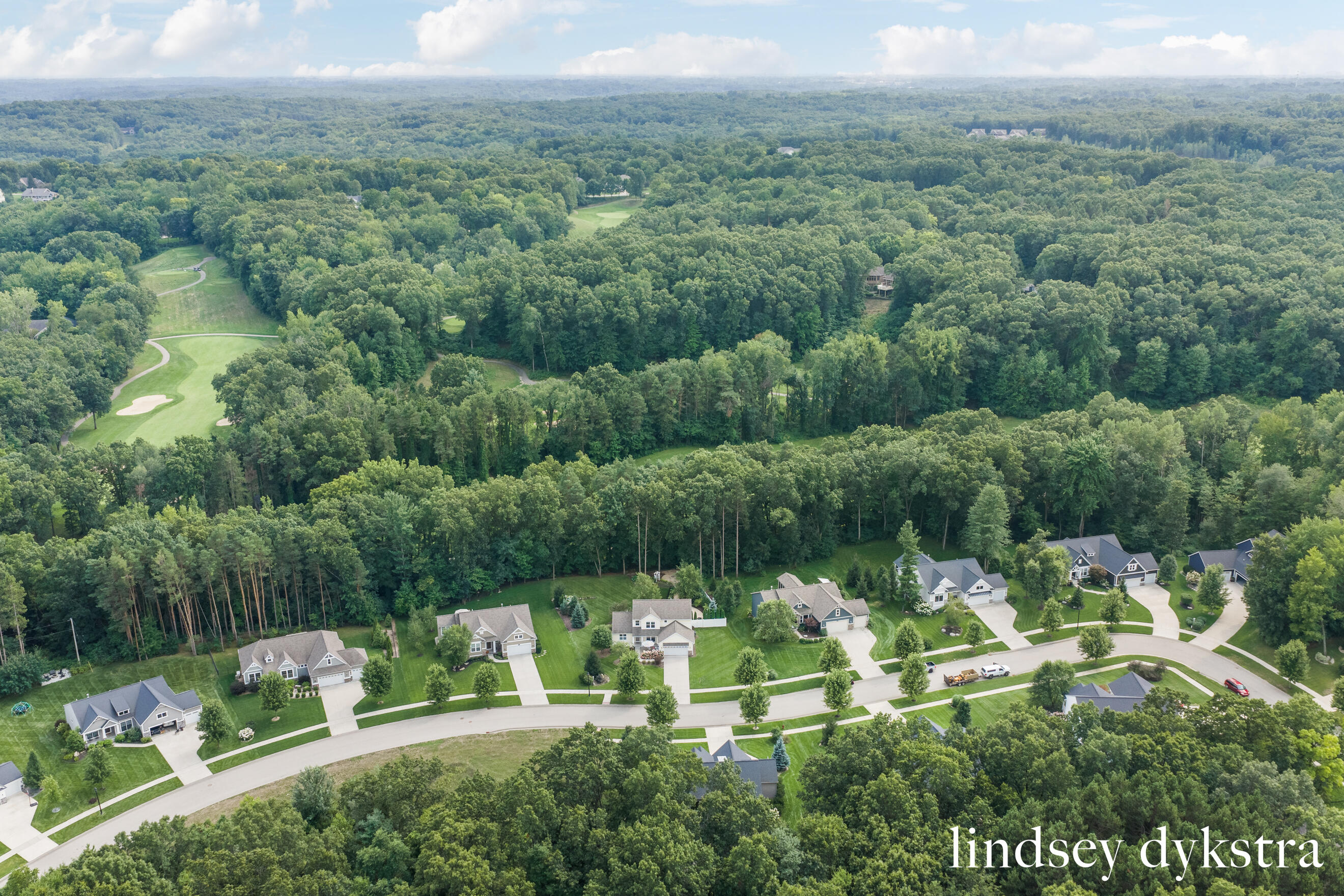 4238 Oak Timbers Drive NE Grand Rapids MI 49525