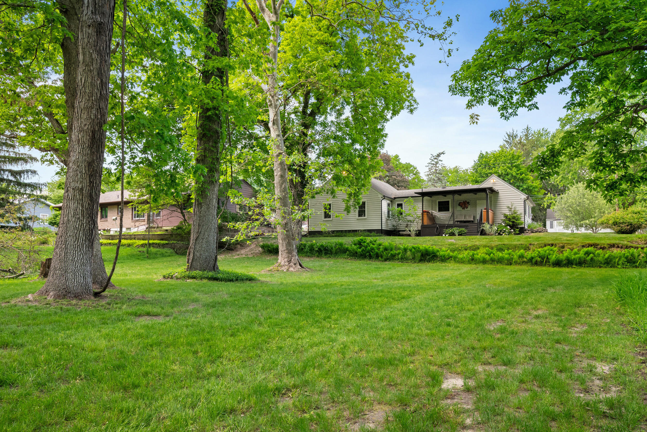 1506 Berkshire Drive SE Grand Rapids MI 49508