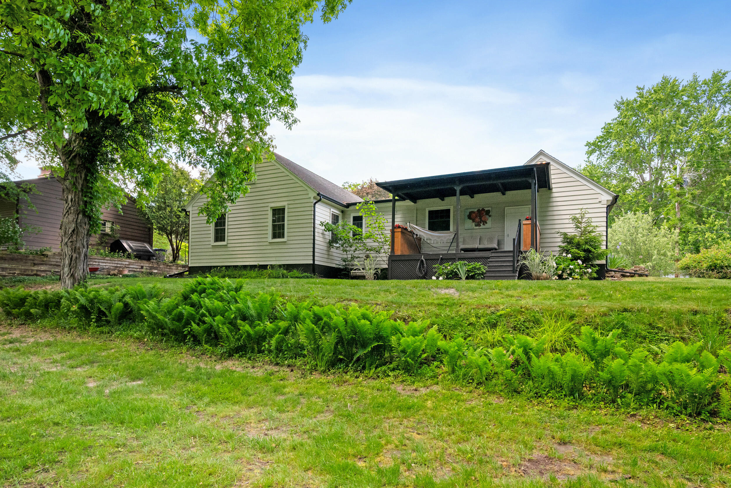 1506 Berkshire Drive SE Grand Rapids MI 49508