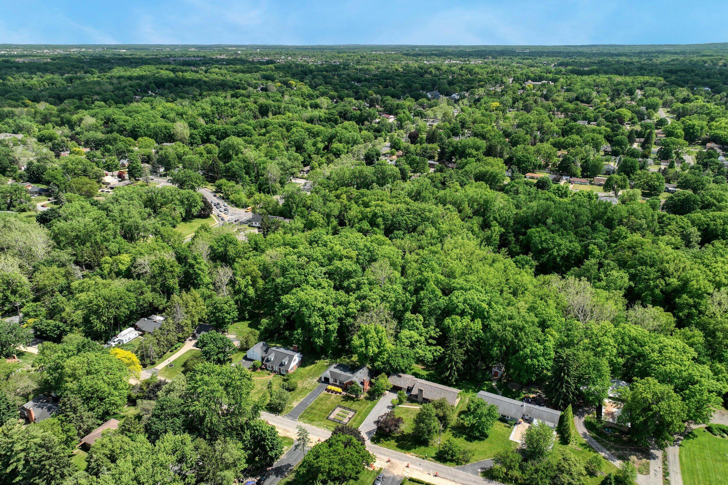 1506 Berkshire Drive SE Grand Rapids MI 49508