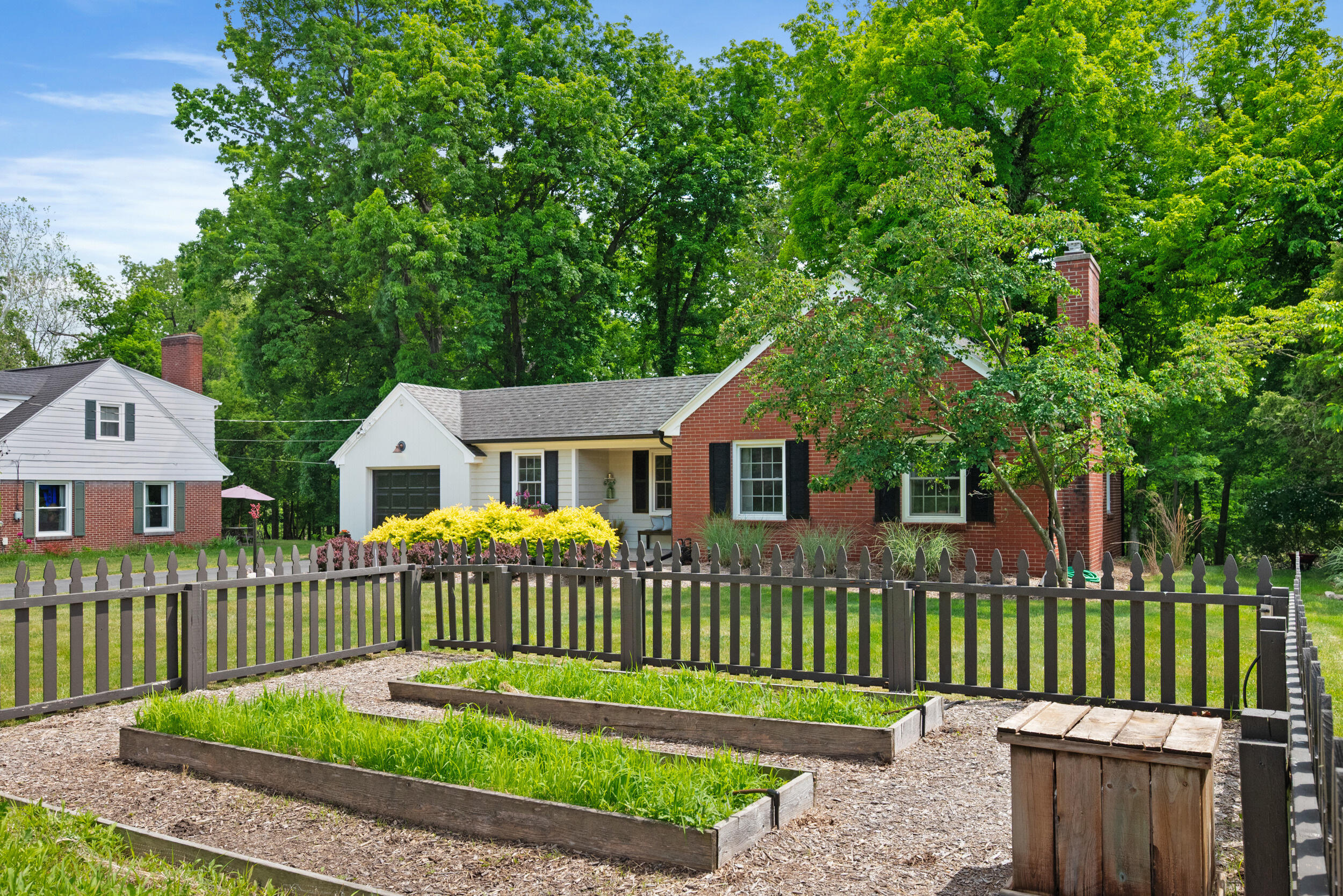 1506 Berkshire Drive SE Grand Rapids MI 49508