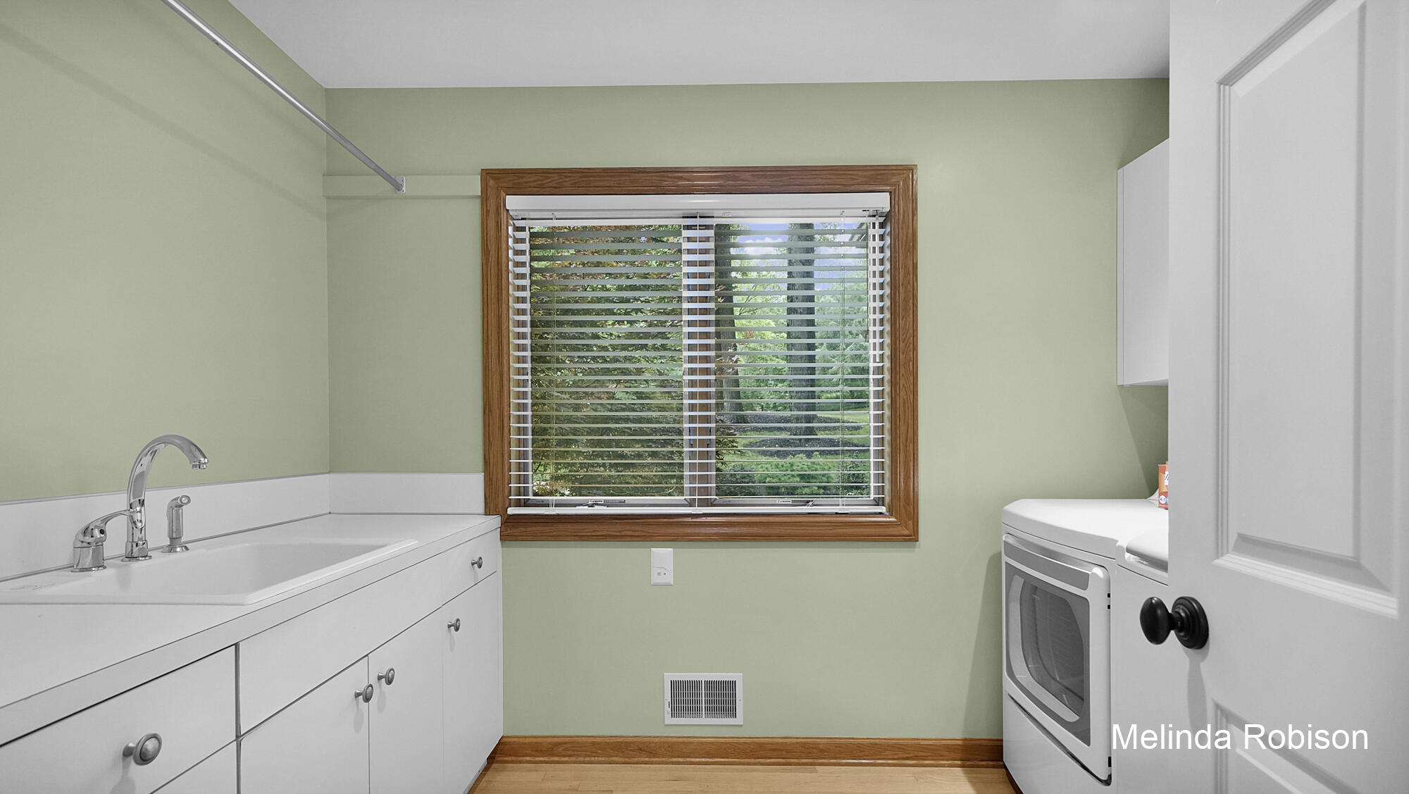 1579 Winterwood Drive NE Grand Rapids MI 49525