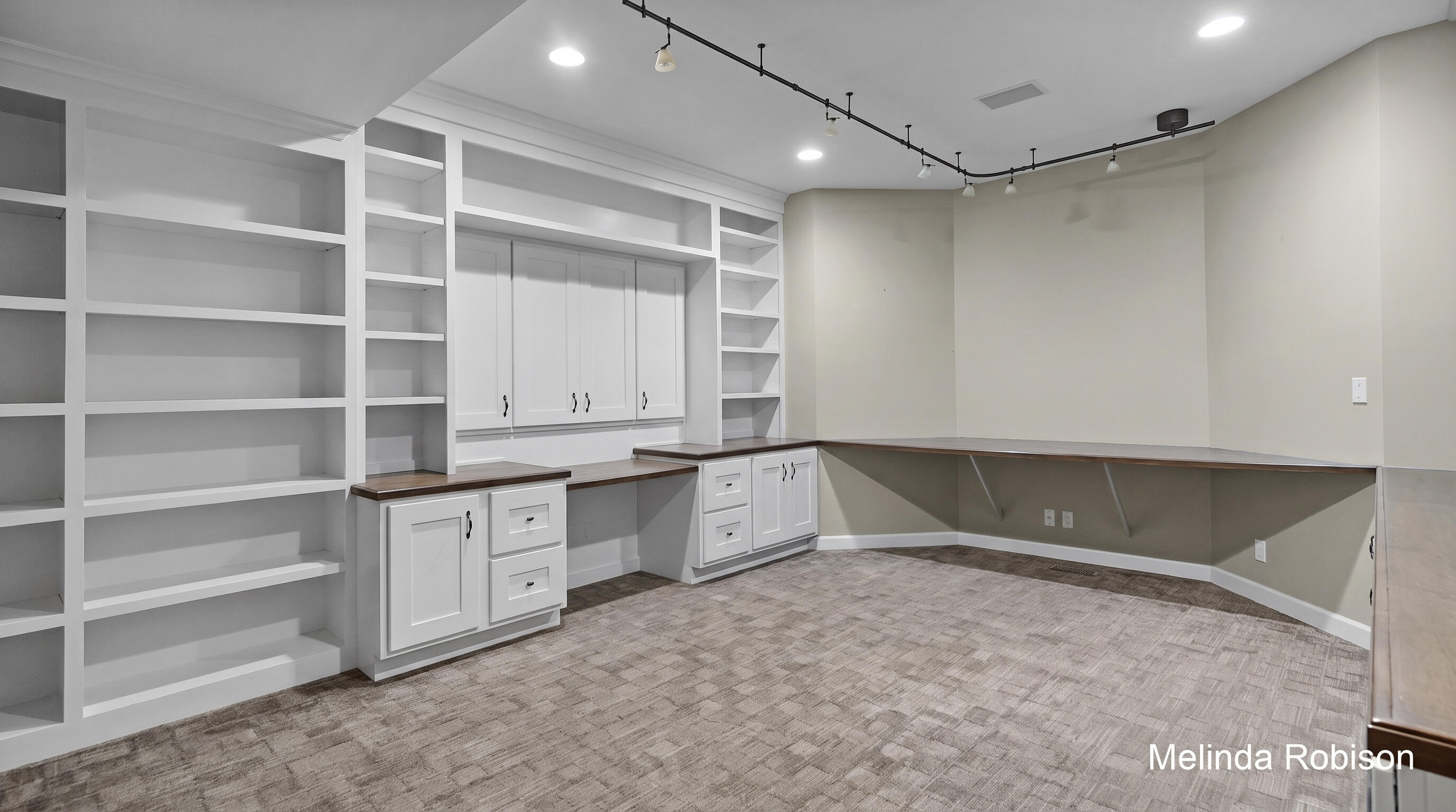 1579 Winterwood Drive NE Grand Rapids MI 49525