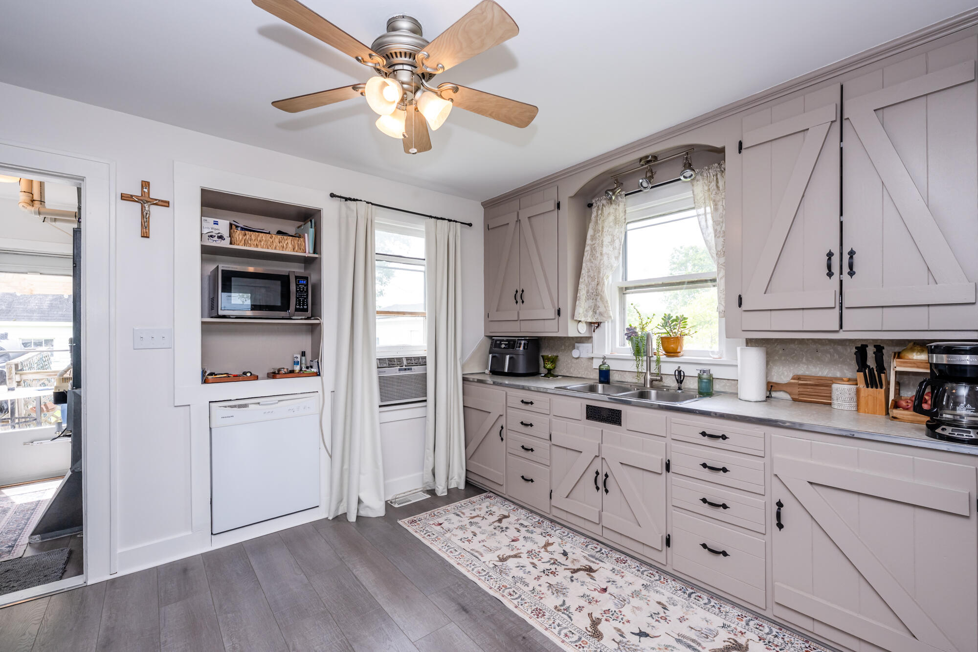 3156 W Lemon Creek Road Bridgman MI 49106