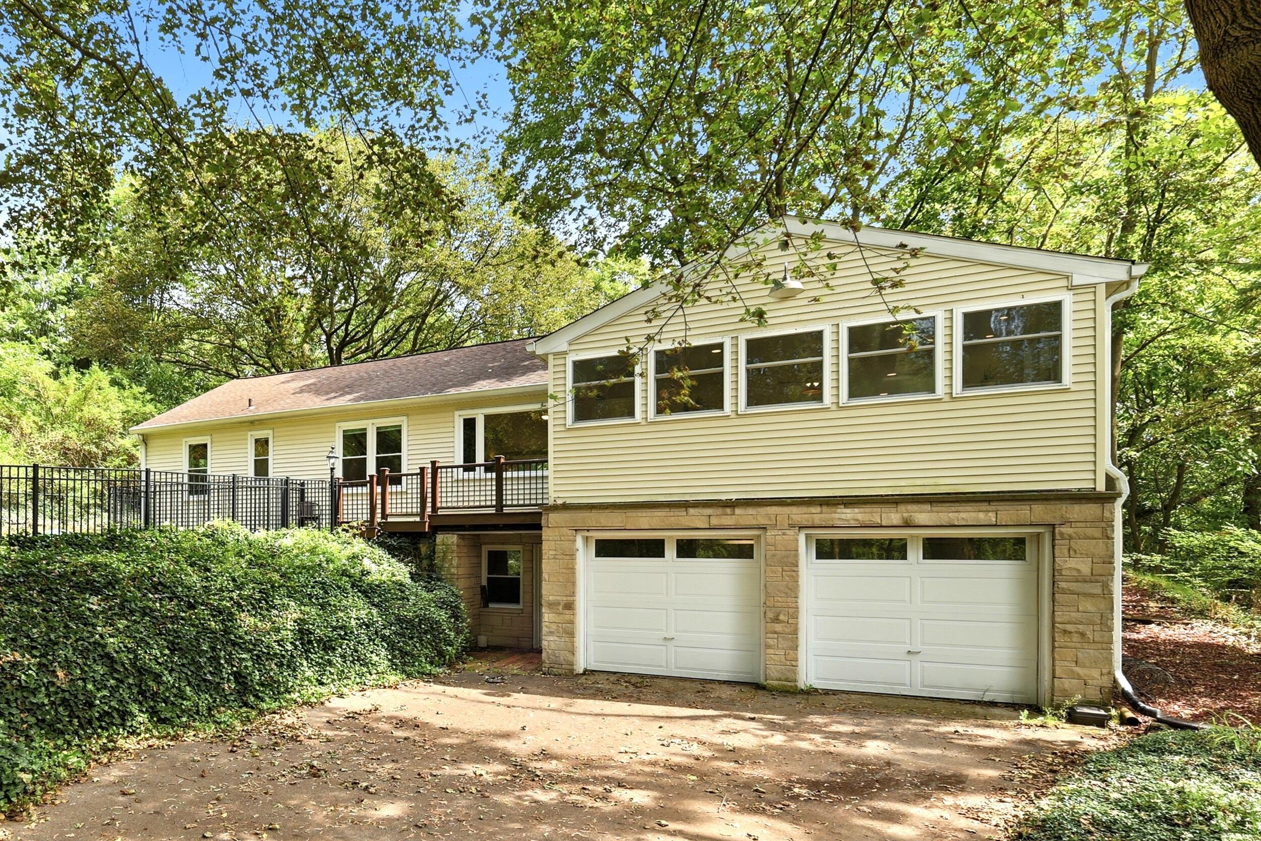 1205 Pinehurst Boulevard Kalamazoo MI 49006