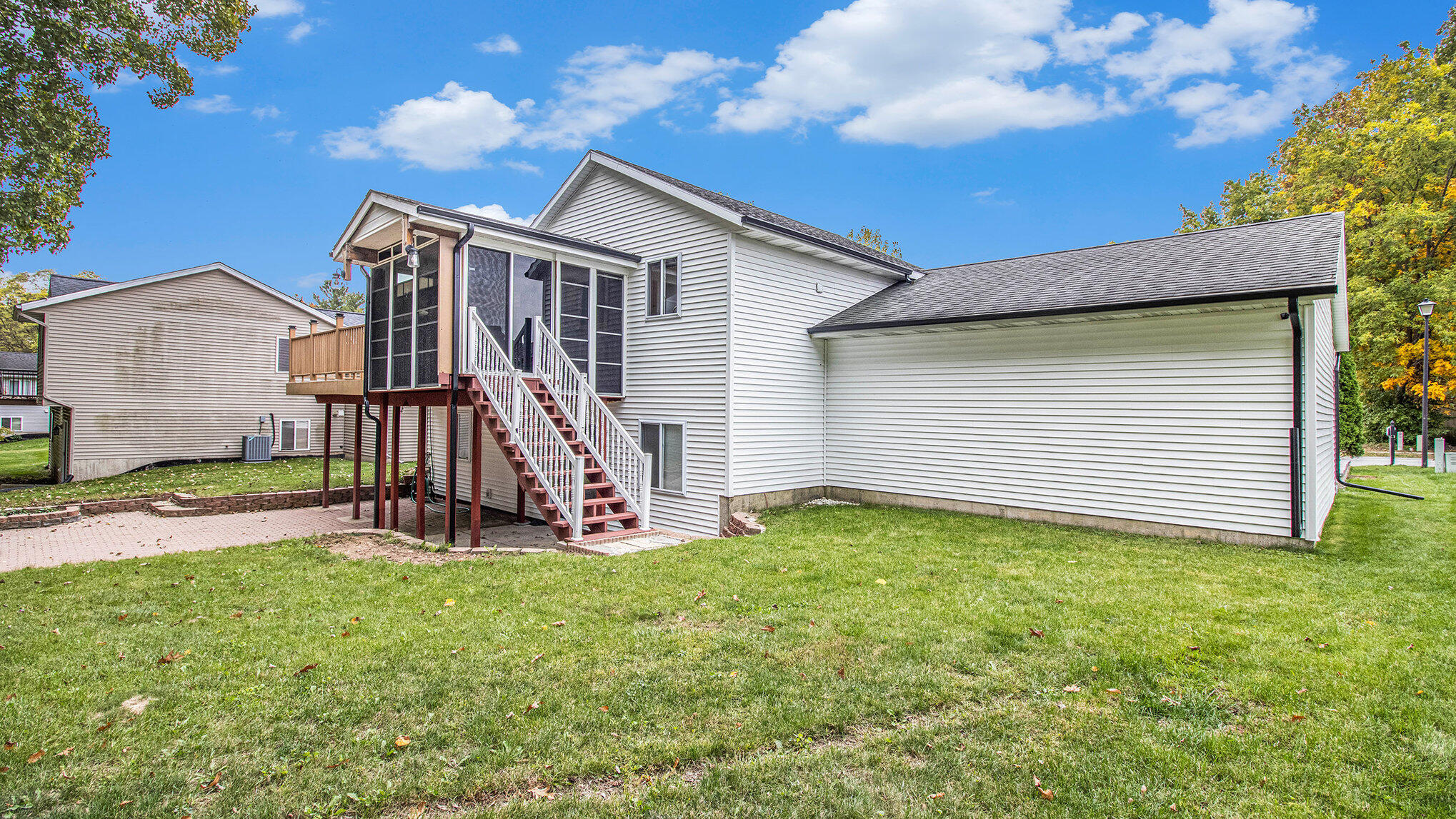 5904 Penny Farm Drive SE Grand Rapids MI 49508