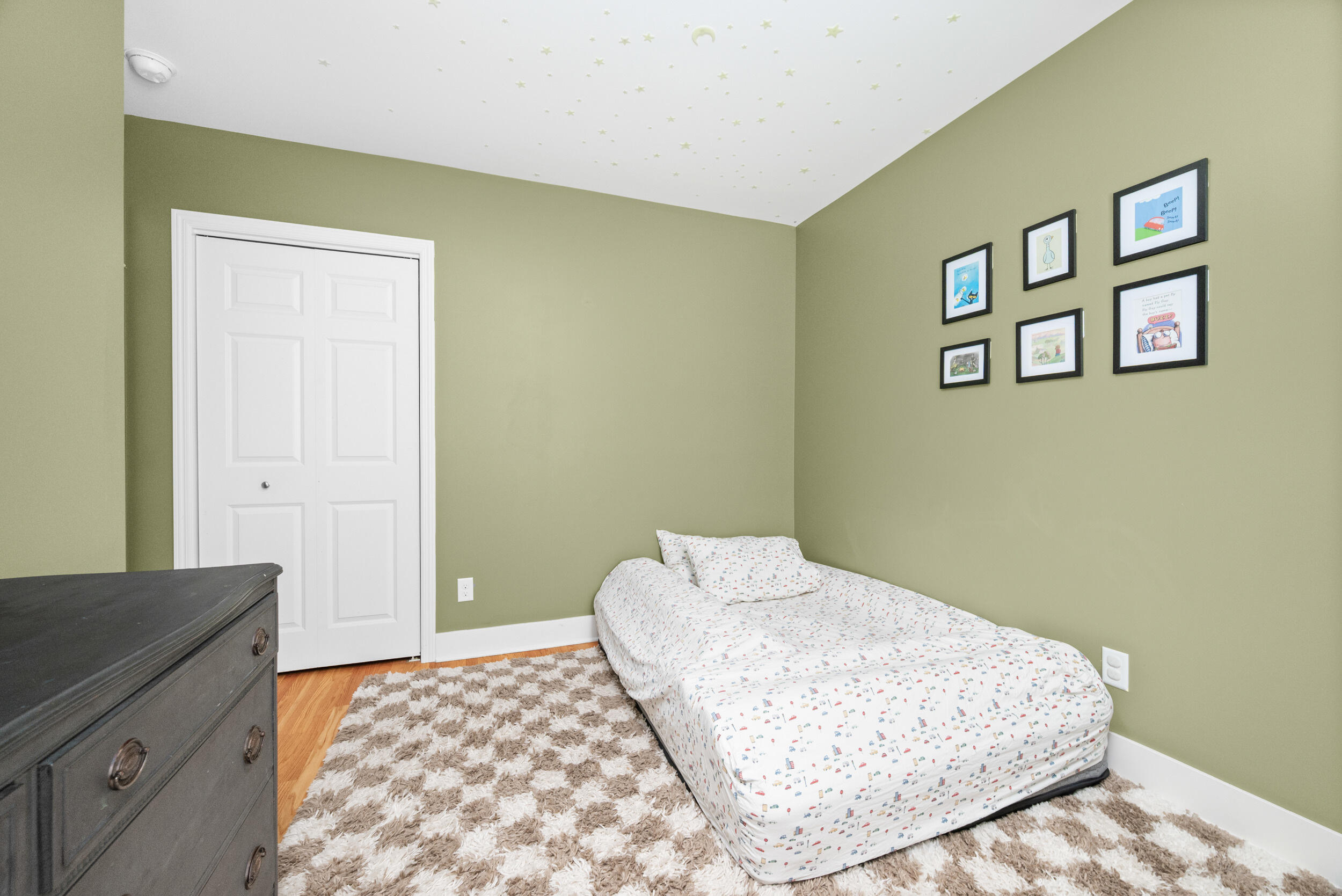 2053 Seventh Street NW Grand Rapids MI 49504