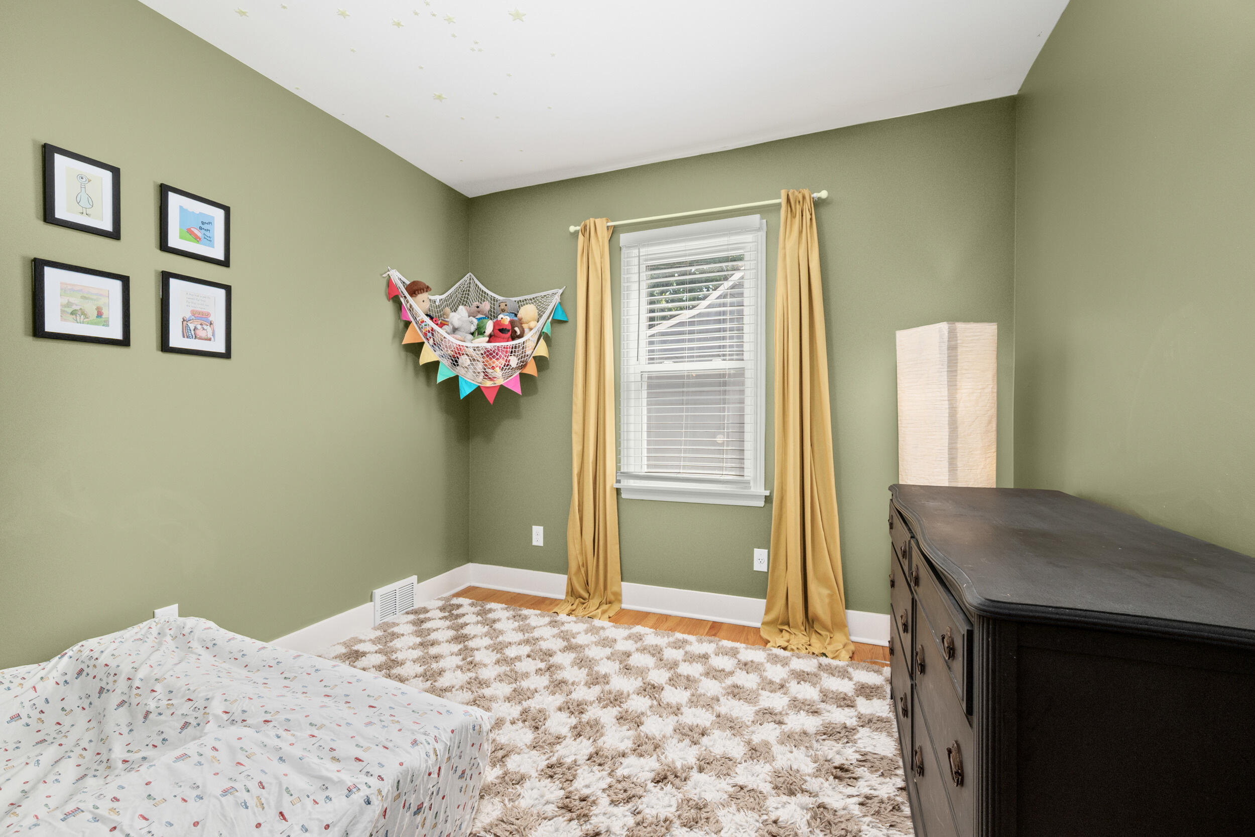 2053 Seventh Street NW Grand Rapids MI 49504