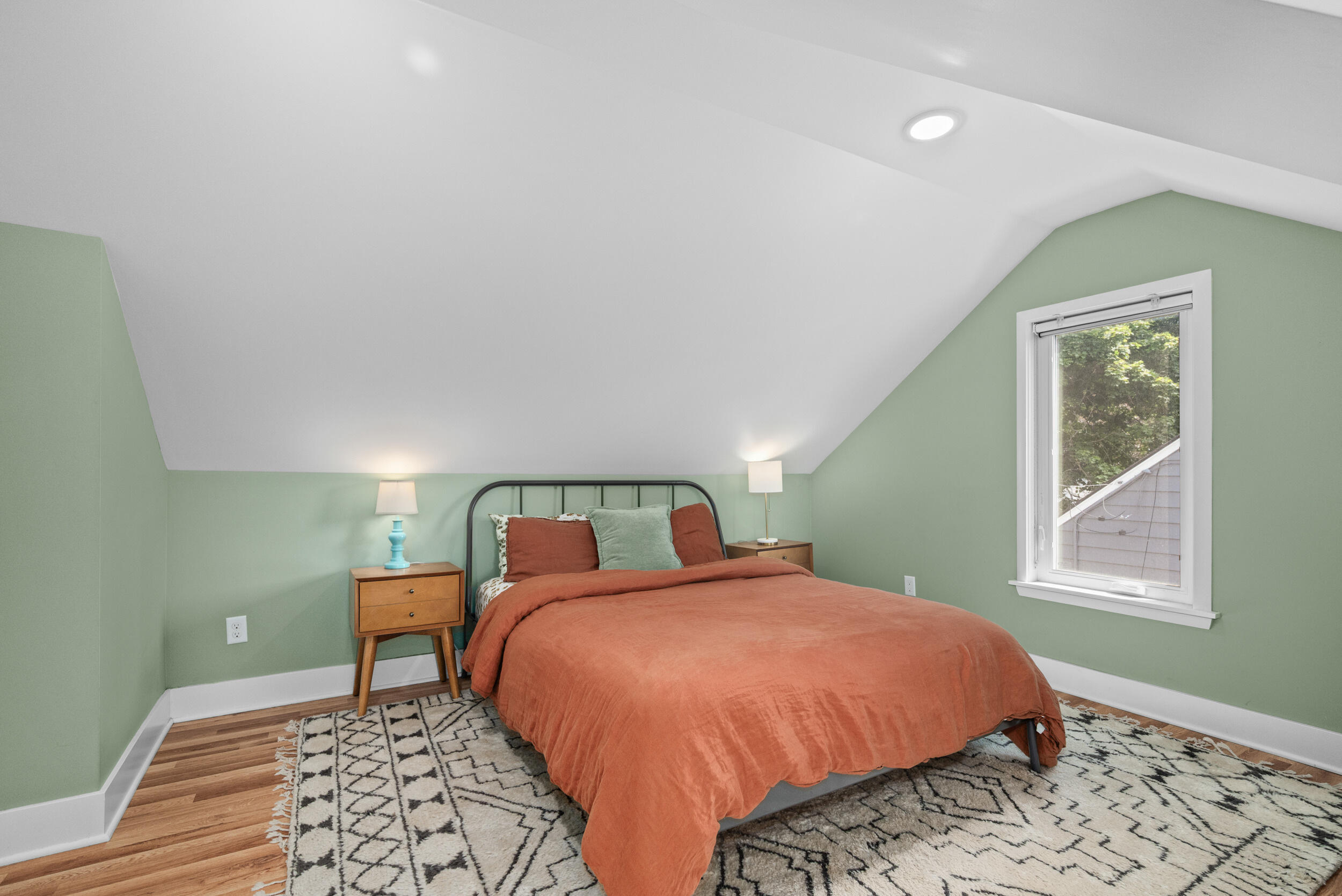 2053 Seventh Street NW Grand Rapids MI 49504