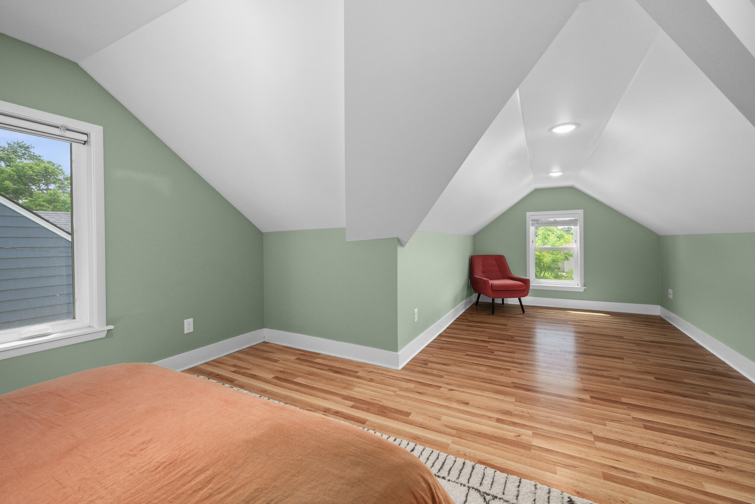 2053 Seventh Street NW Grand Rapids MI 49504