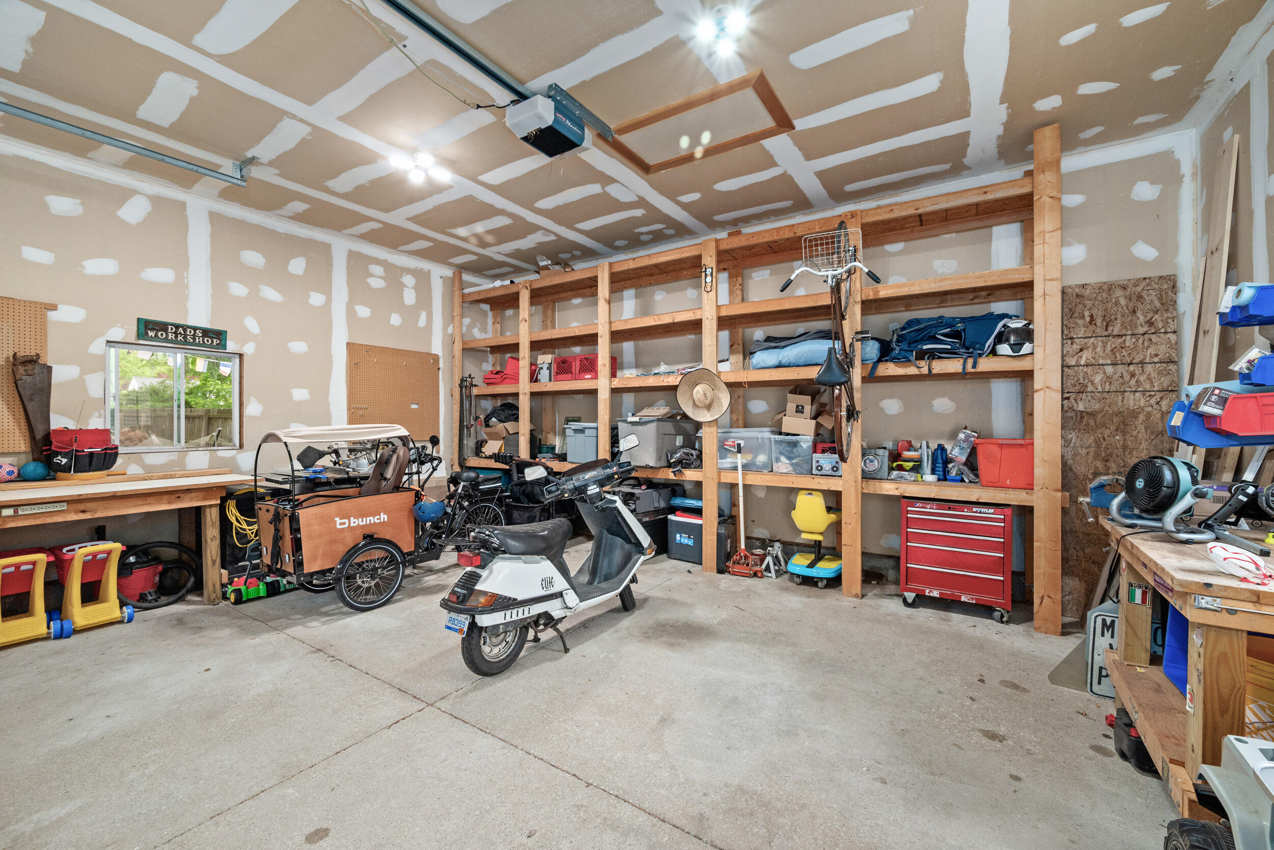 2053 Seventh Street NW Grand Rapids MI 49504