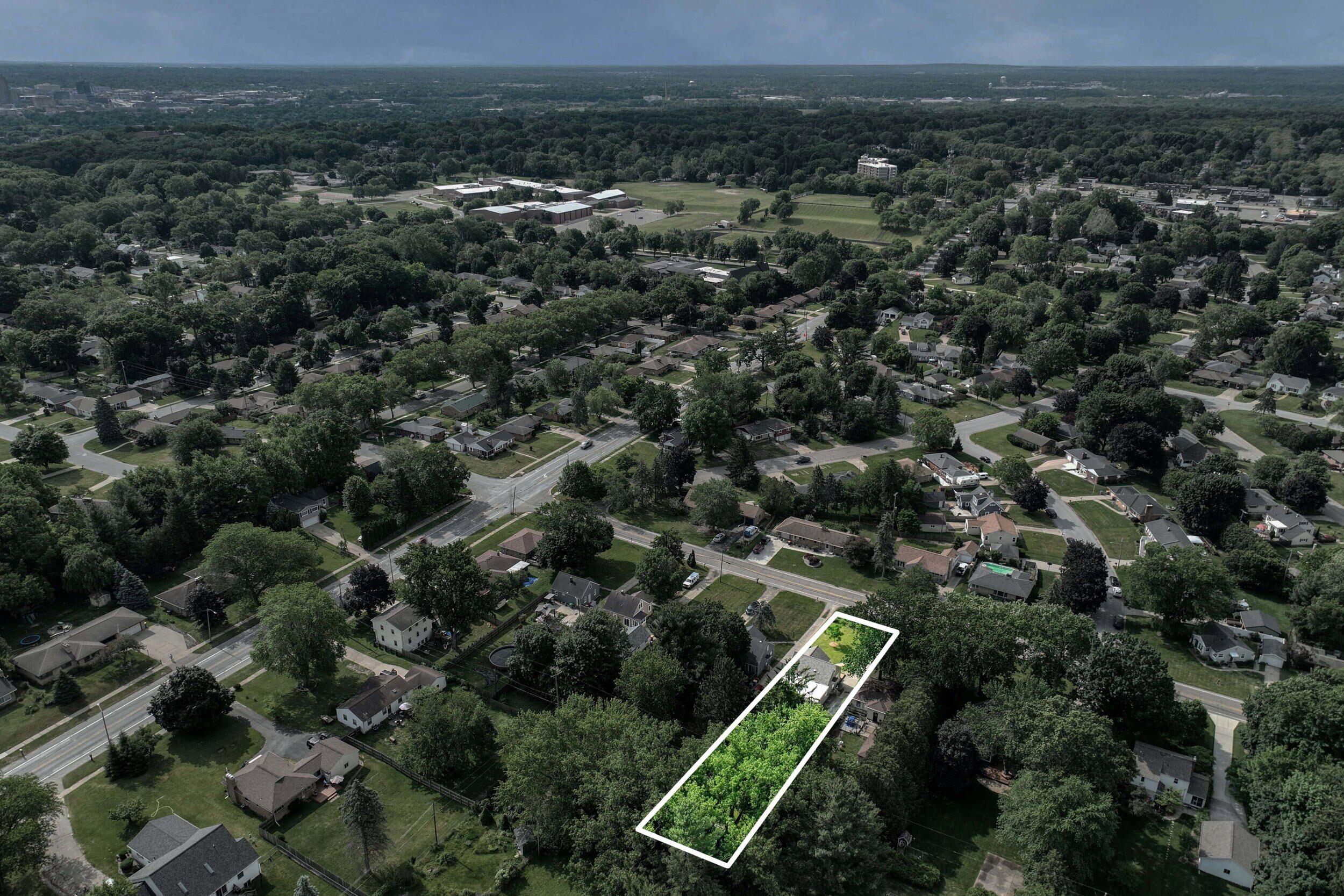 2053 Seventh Street NW Grand Rapids MI 49504