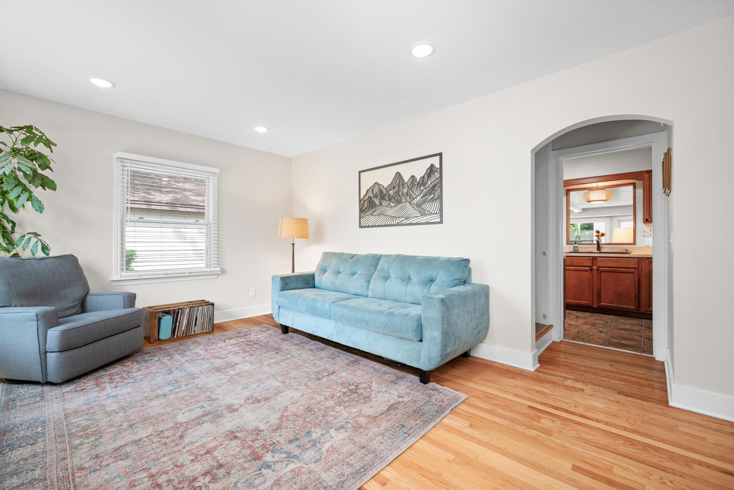 2053 Seventh Street NW Grand Rapids MI 49504