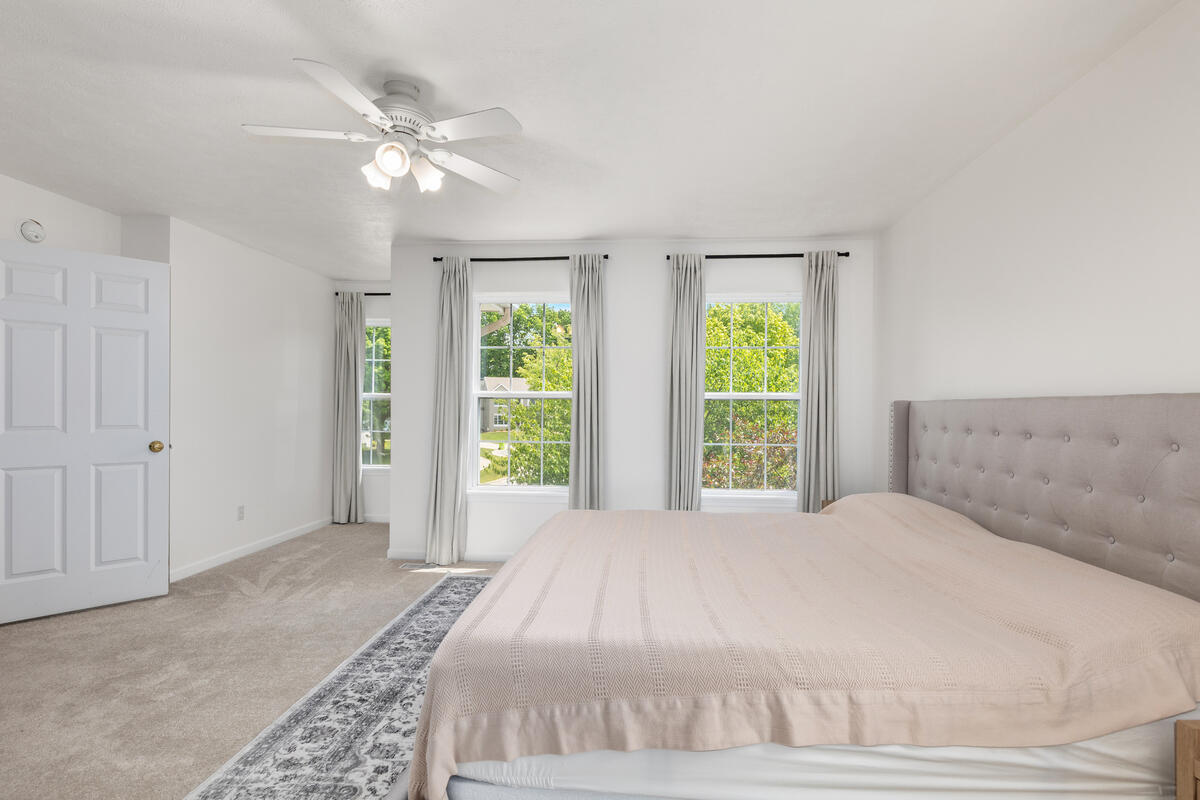 3531 Breton Valley Drive SE Grand Rapids MI 49512