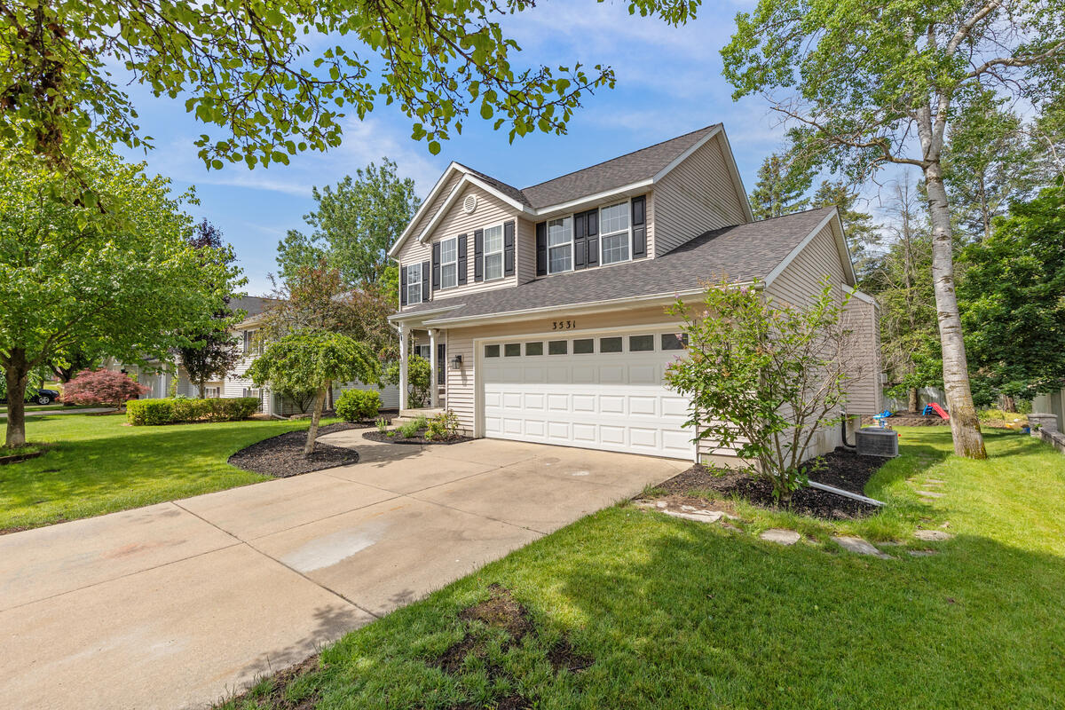 3531 Breton Valley Drive SE Grand Rapids MI 49512