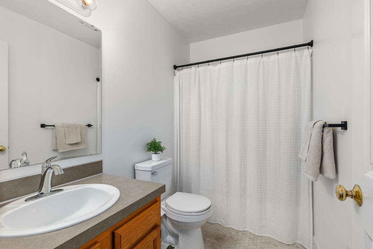 3531 Breton Valley Drive SE Grand Rapids MI 49512