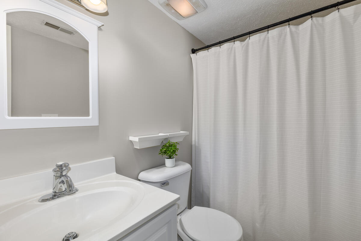 3531 Breton Valley Drive SE Grand Rapids MI 49512