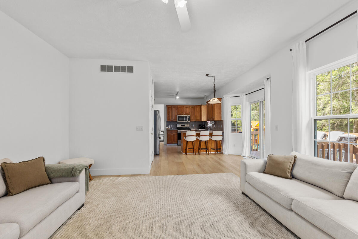 3531 Breton Valley Drive SE Grand Rapids MI 49512