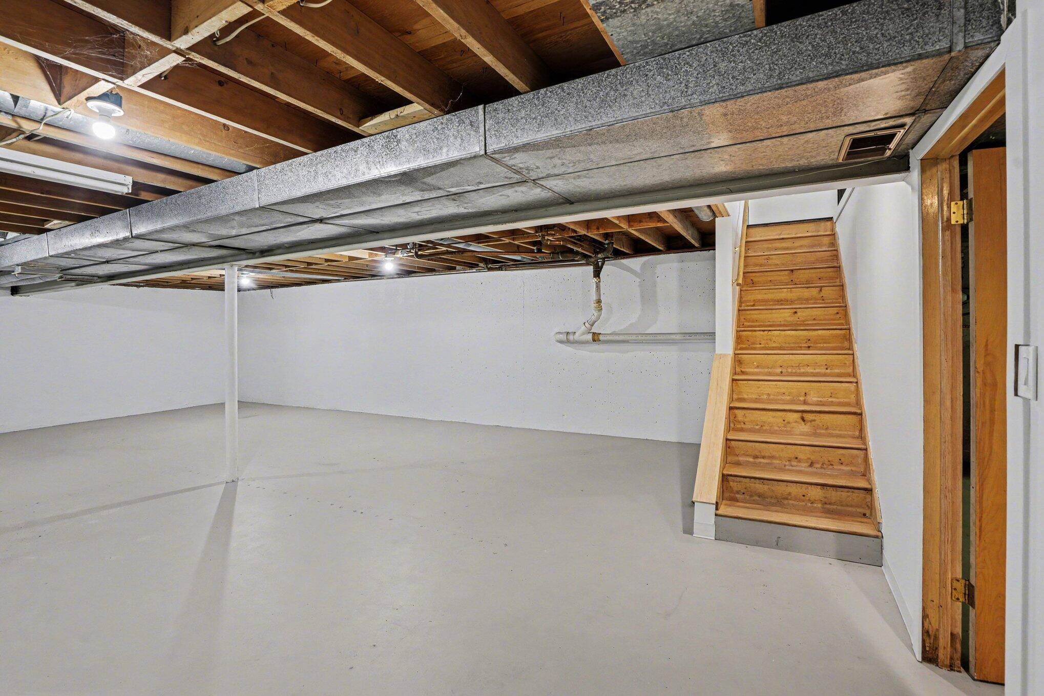 16172 Brookwood Drive Buchanan MI 49107