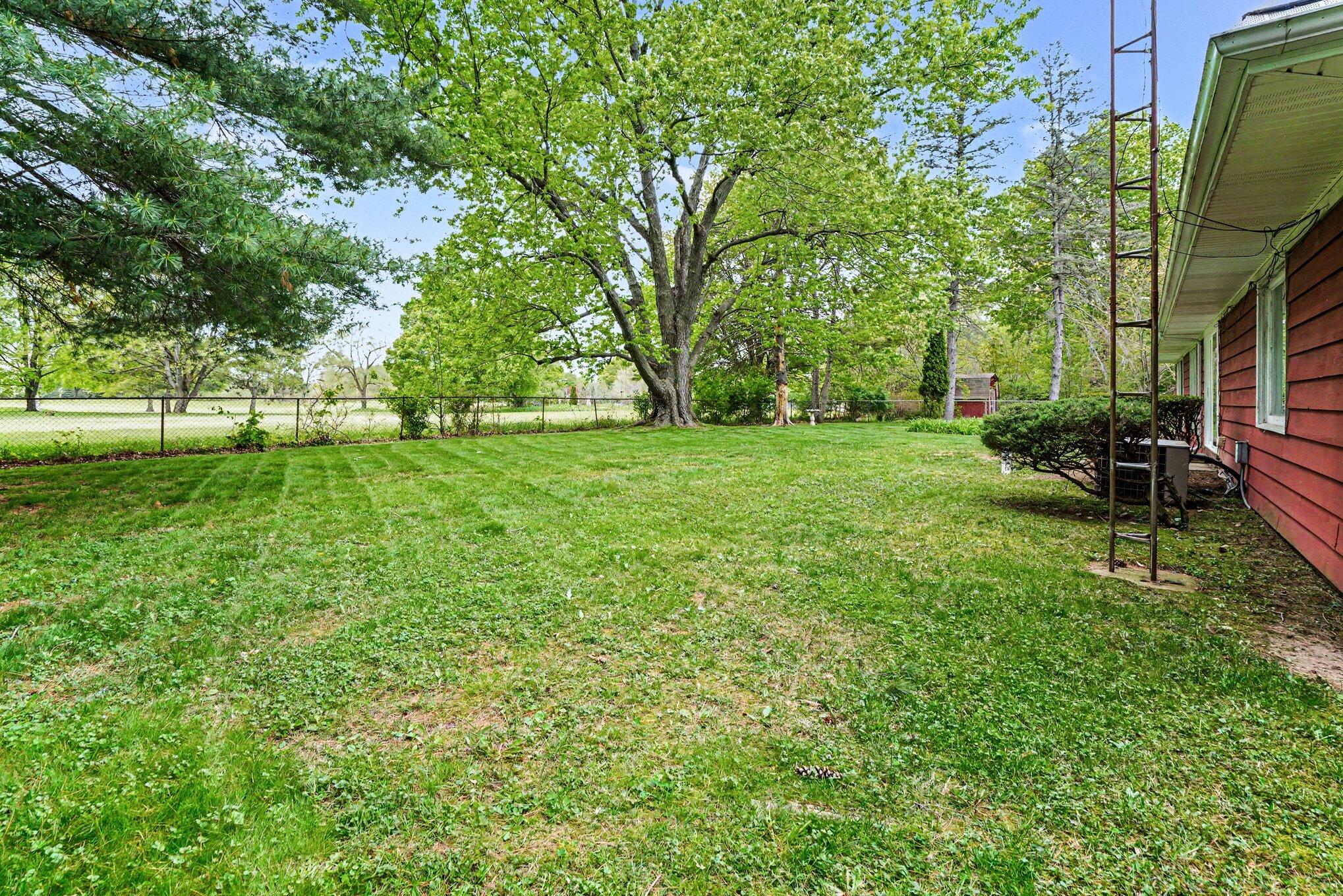 16172 Brookwood Drive Buchanan MI 49107
