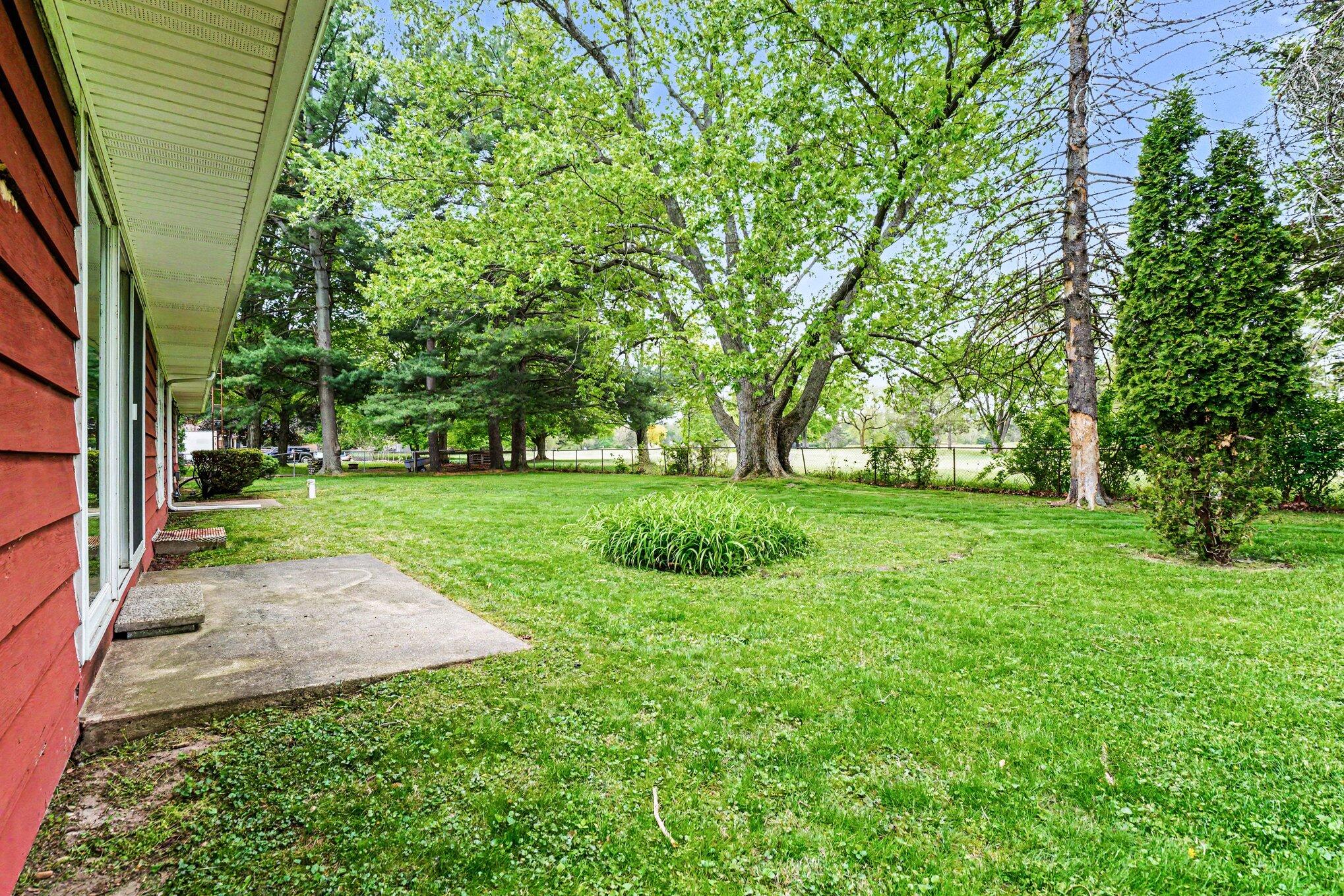 16172 Brookwood Drive Buchanan MI 49107