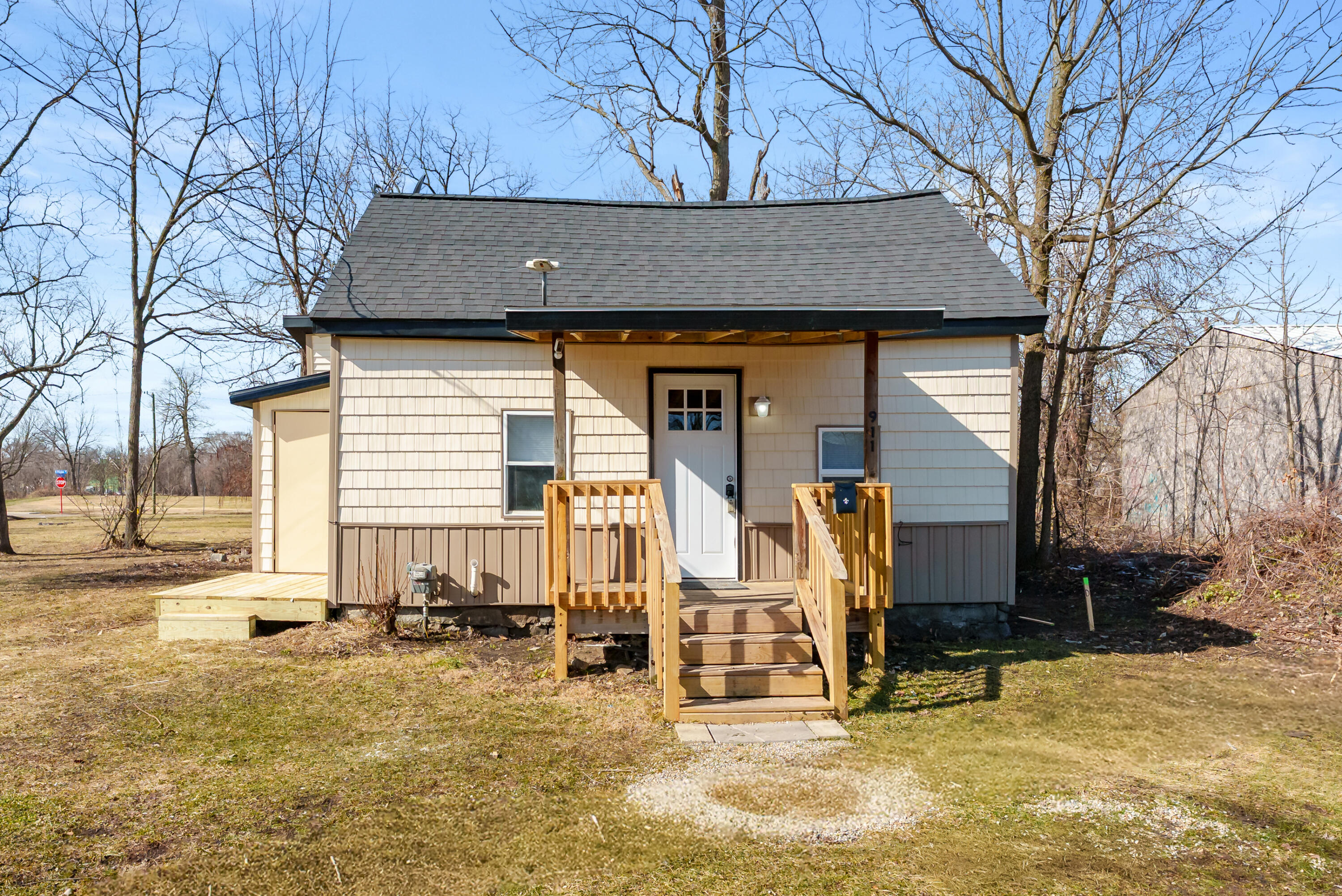 911 Porter Street Kalamazoo MI 49007