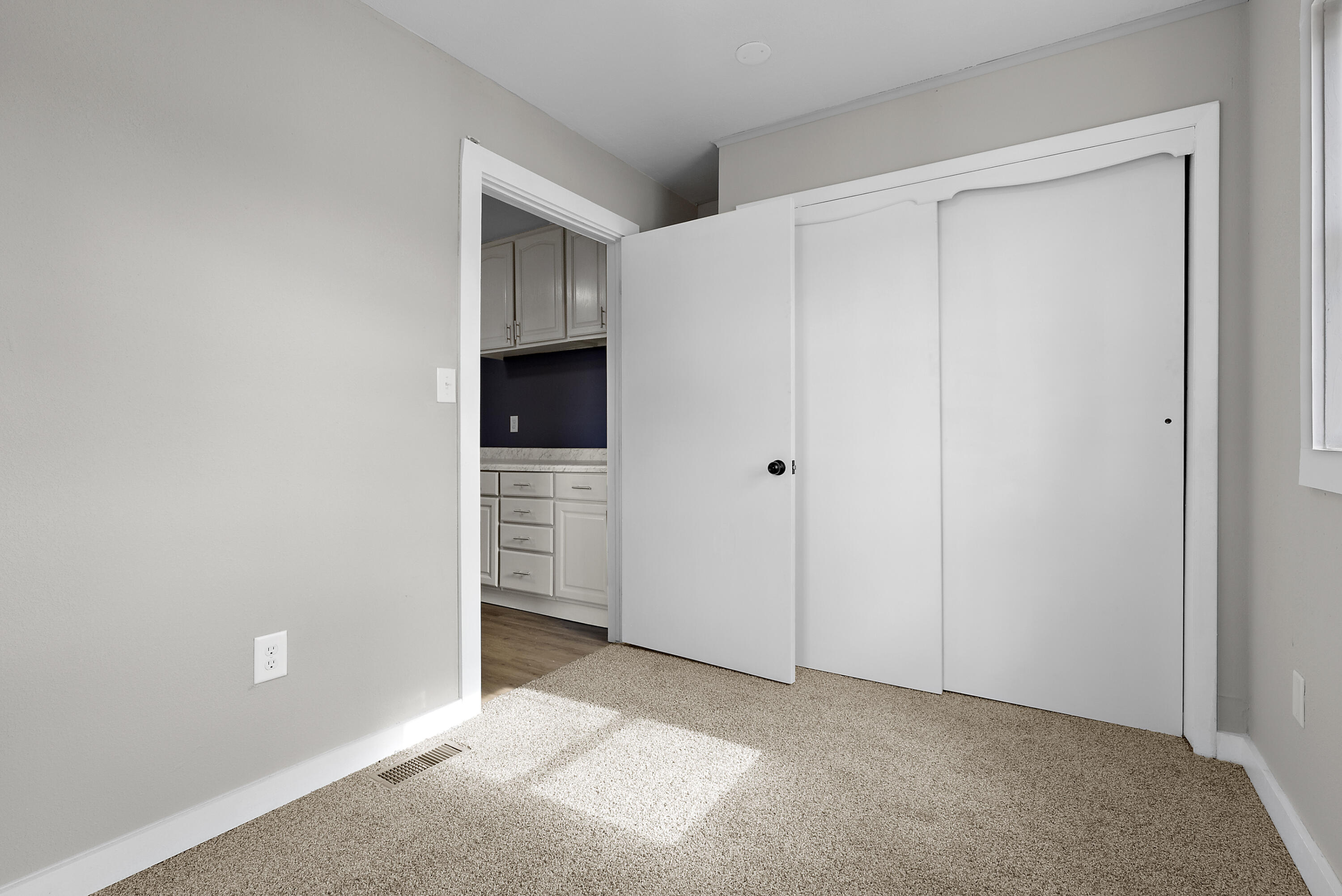 911 Porter Street Kalamazoo MI 49007