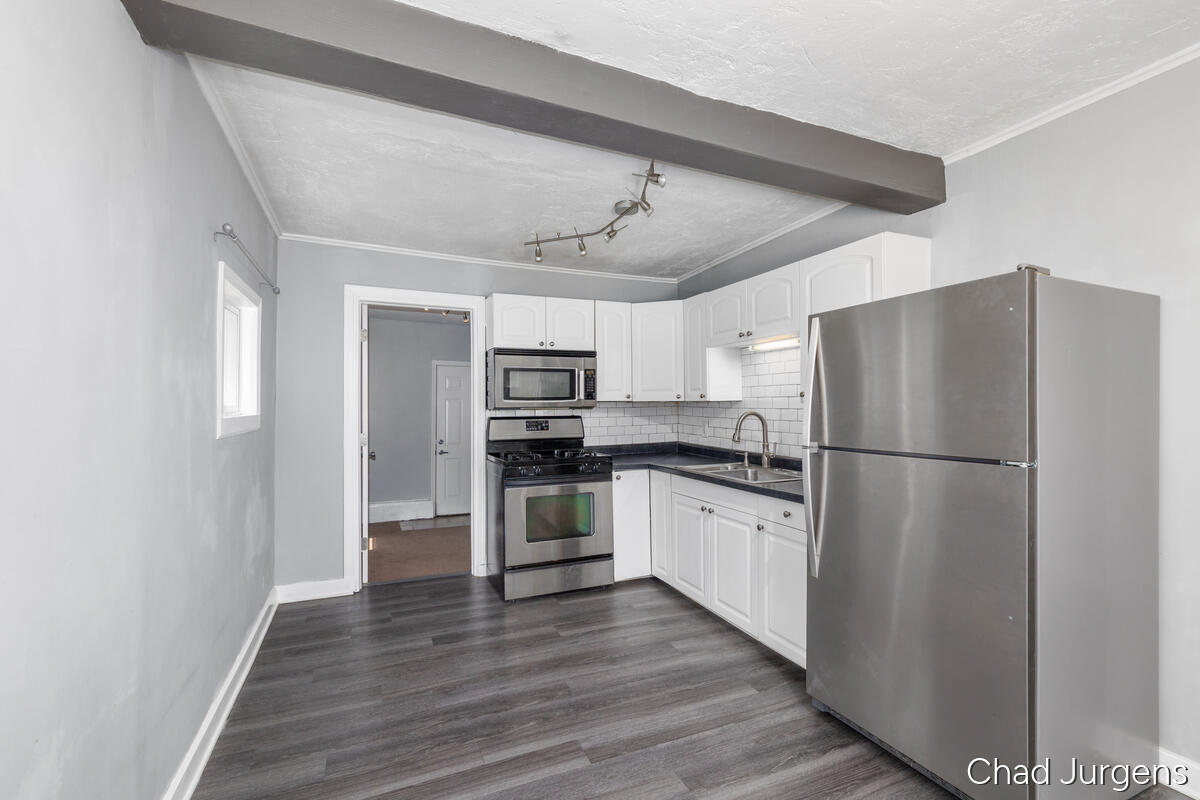 841 Harding Street NW Grand Rapids MI 49544