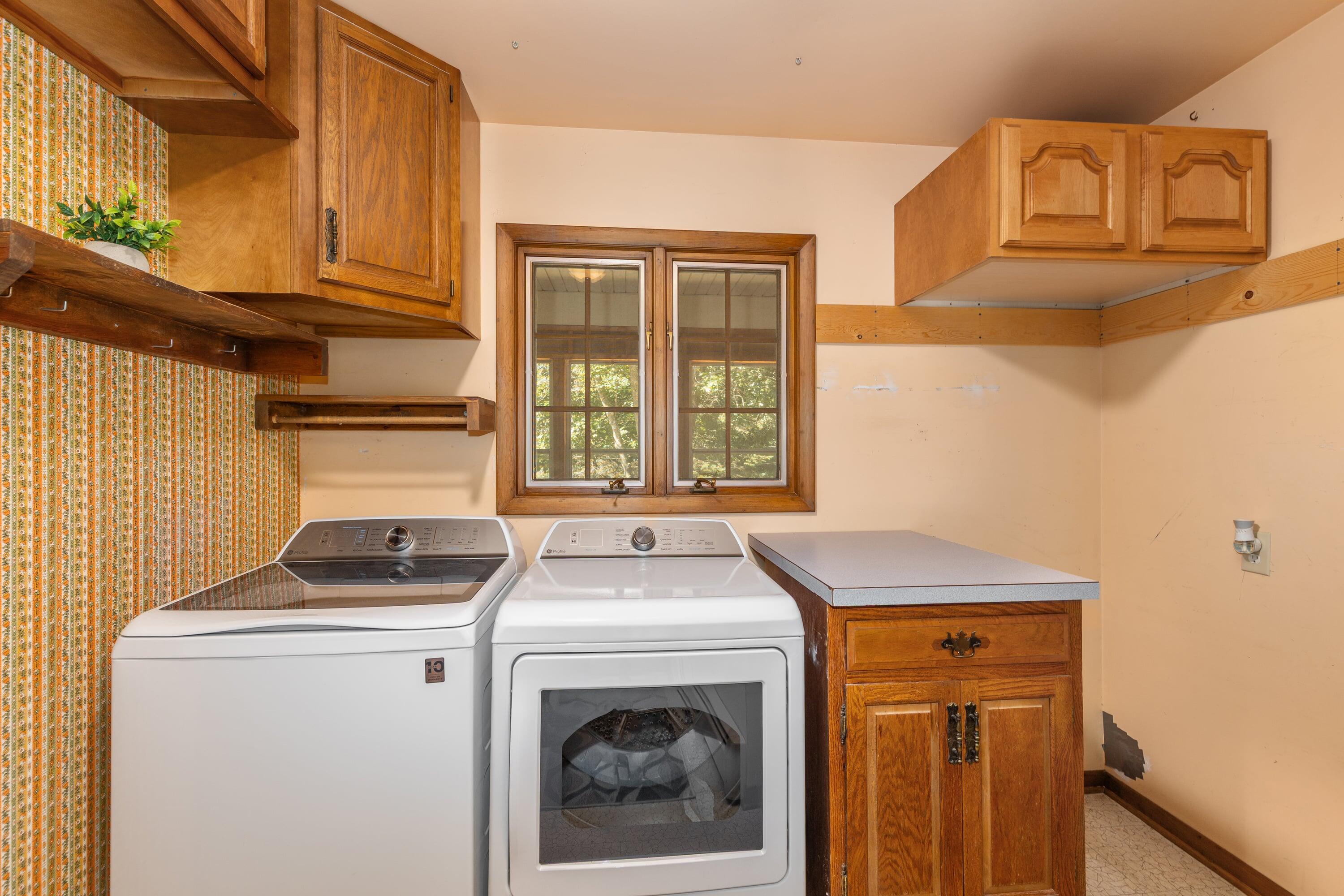 8580 Young Avenue NE Rockford MI 49341