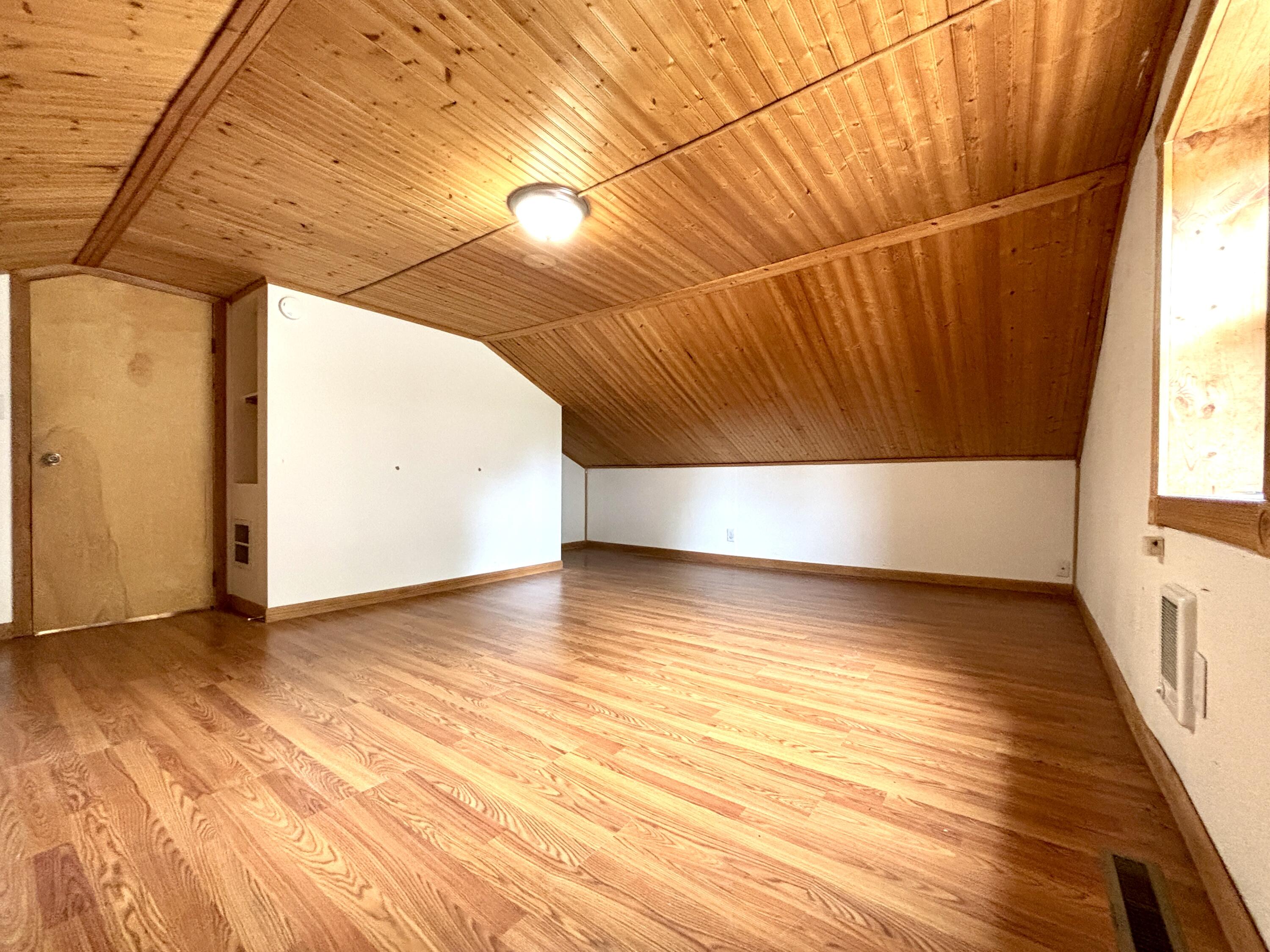 210 E Ash Street Three Oaks MI 49128