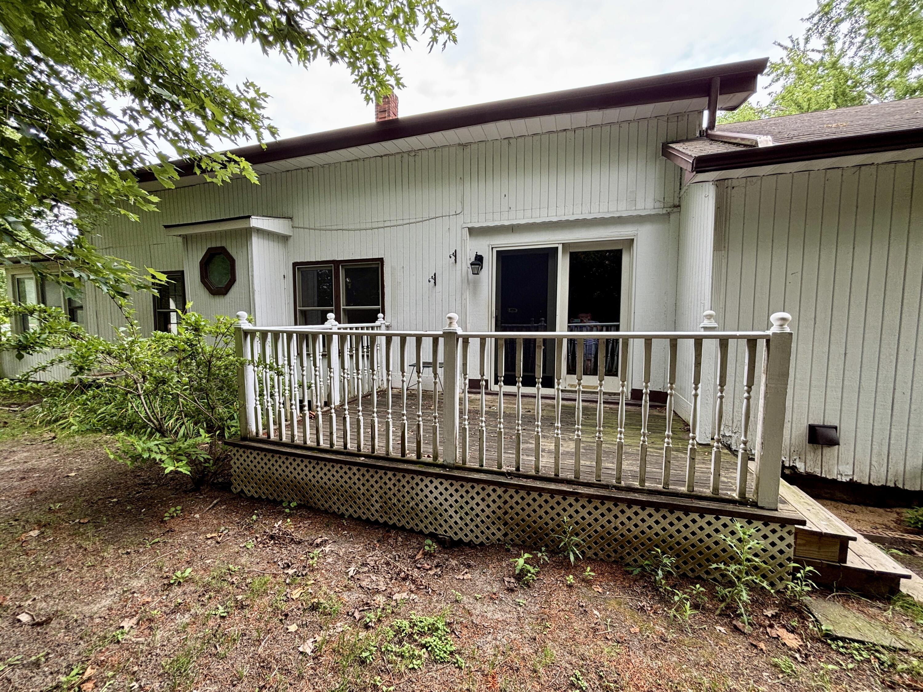 210 E Ash Street Three Oaks MI 49128