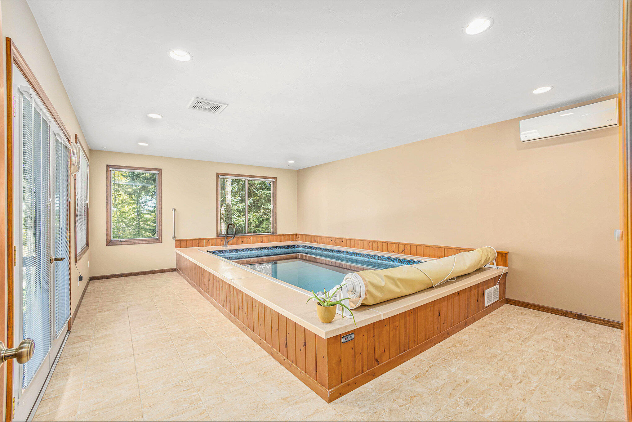 6027 146th Avenue Holland MI 49423