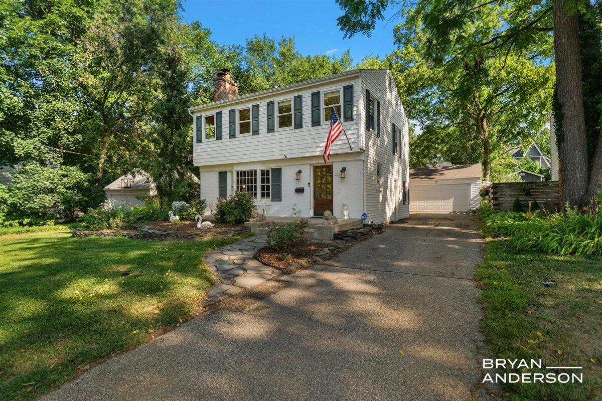 2221 El Dorado Drive SE Grand Rapids MI 49506
