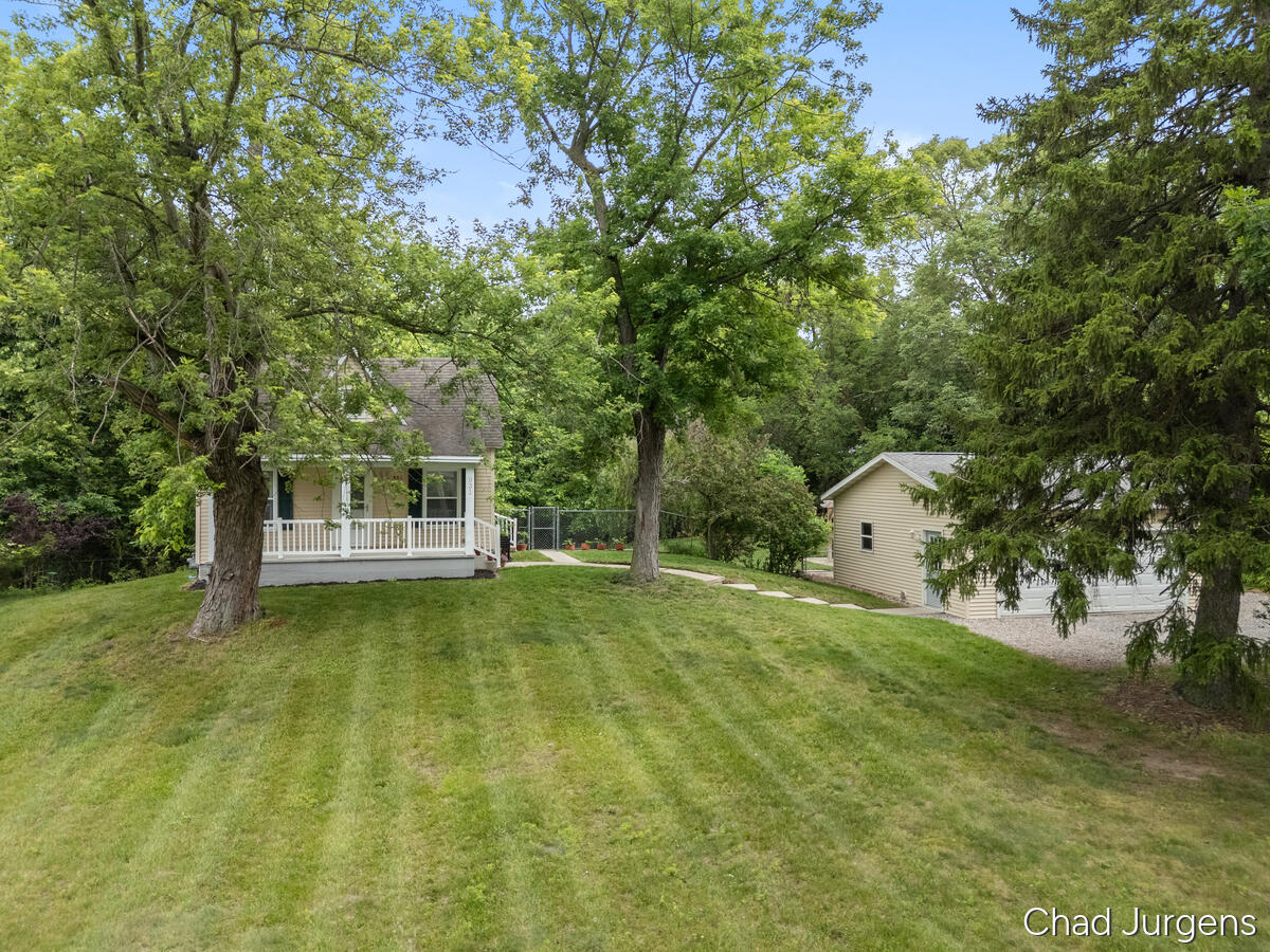 931 4 Mile Road NE Grand Rapids MI 49525