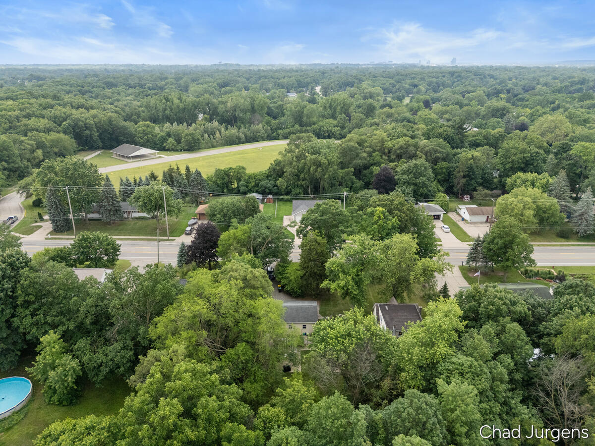 931 4 Mile Road NE Grand Rapids MI 49525