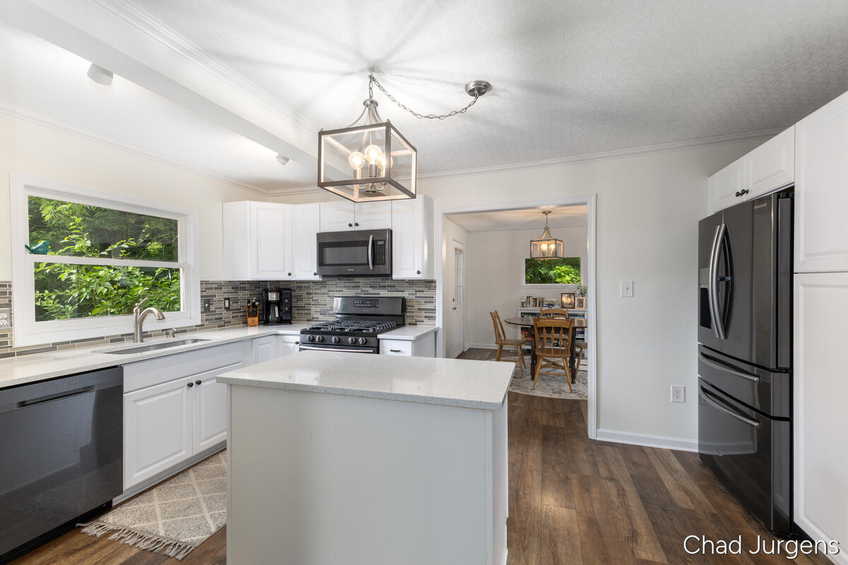 931 4 Mile Road NE Grand Rapids MI 49525