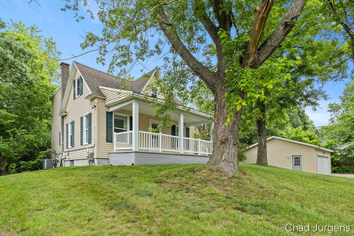 931 4 Mile Road NE Grand Rapids MI 49525