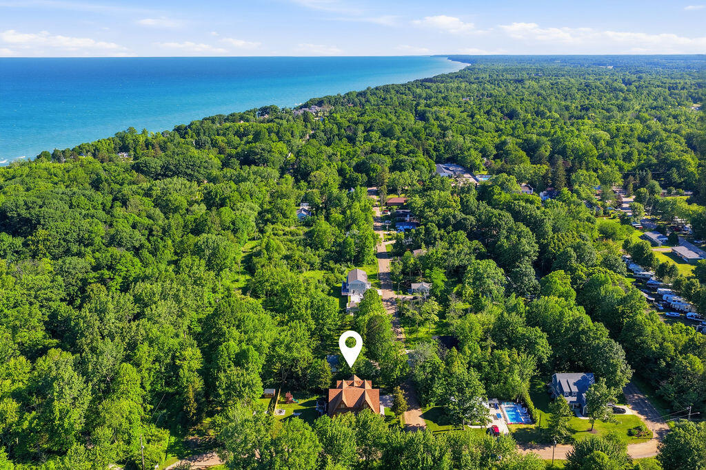 79 Pershing Street South Haven MI 49090
