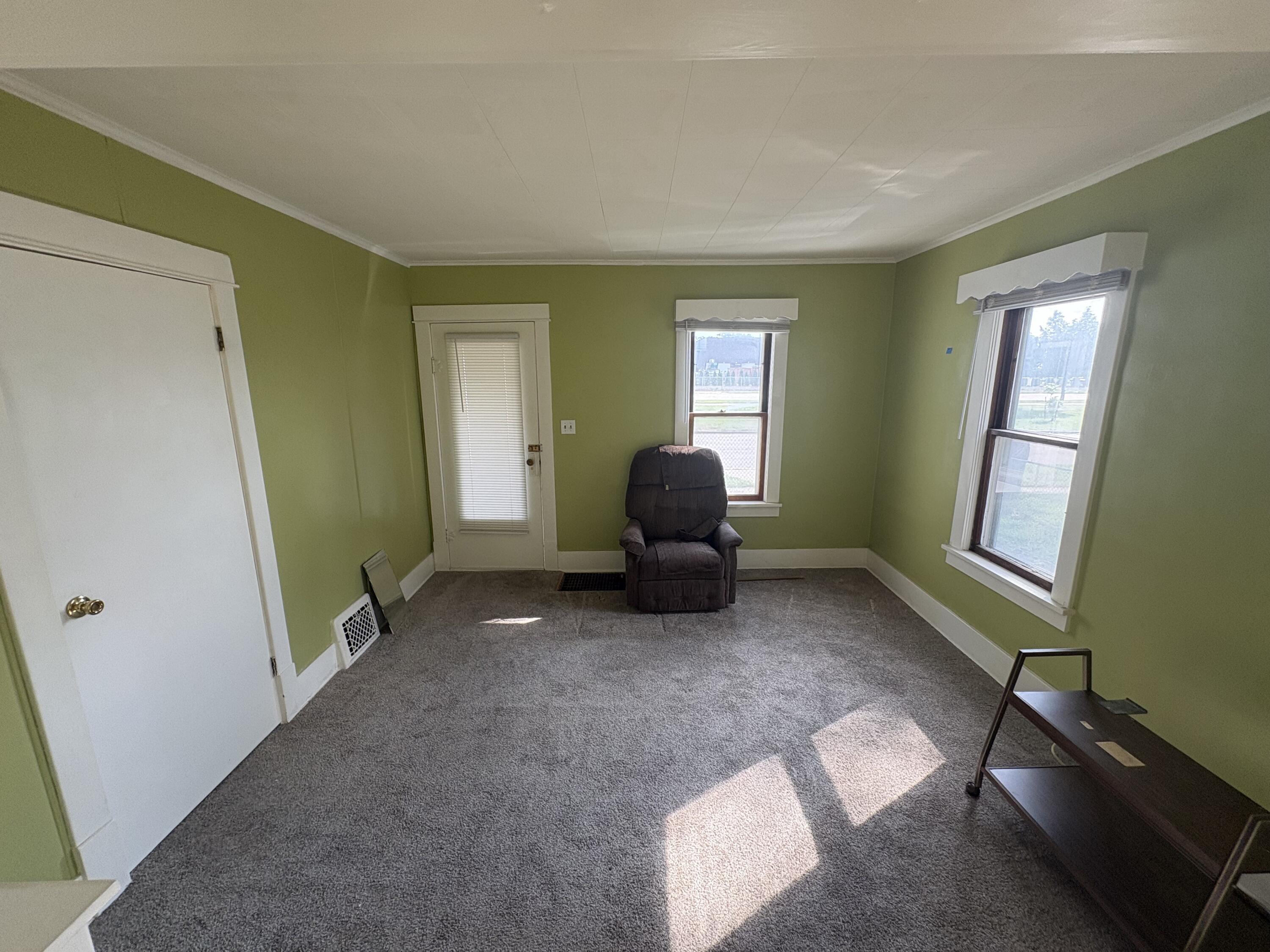1106 E Laketon Avenue Muskegon MI 49442