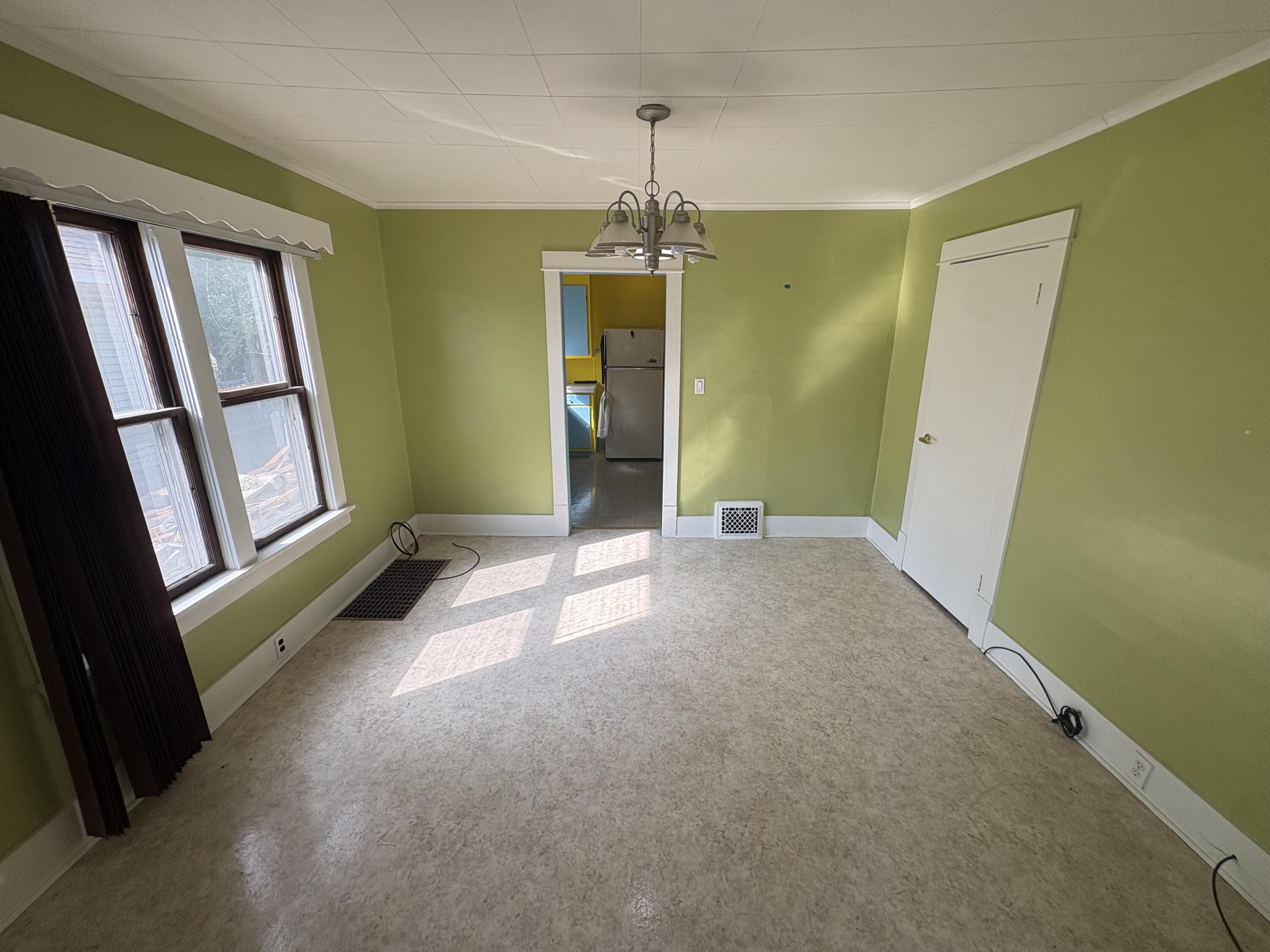1106 E Laketon Avenue Muskegon MI 49442