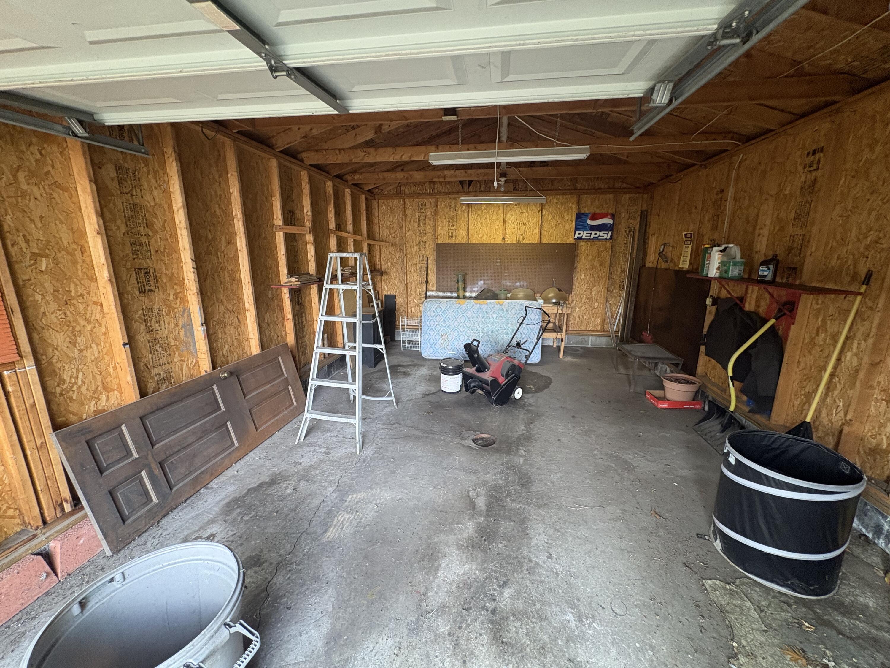1106 E Laketon Avenue Muskegon MI 49442