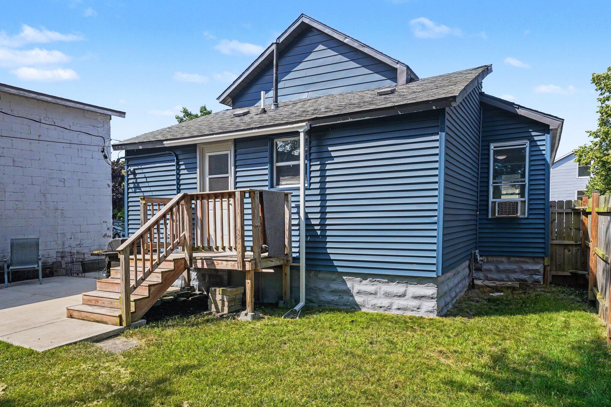 312 Elliott Avenue Grand Haven MI 49417