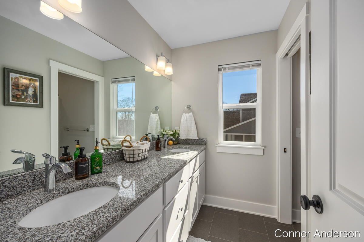 355 Elstar Court NE Rockford MI 49341