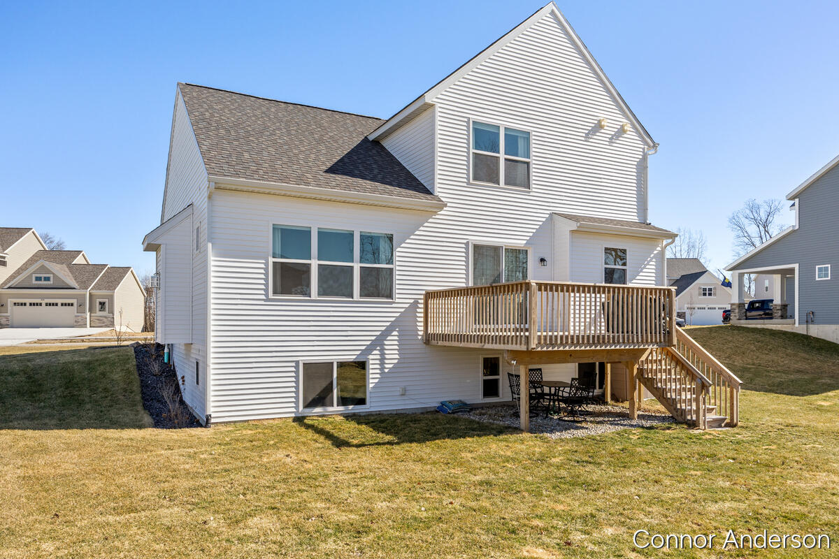 355 Elstar Court NE Rockford MI 49341