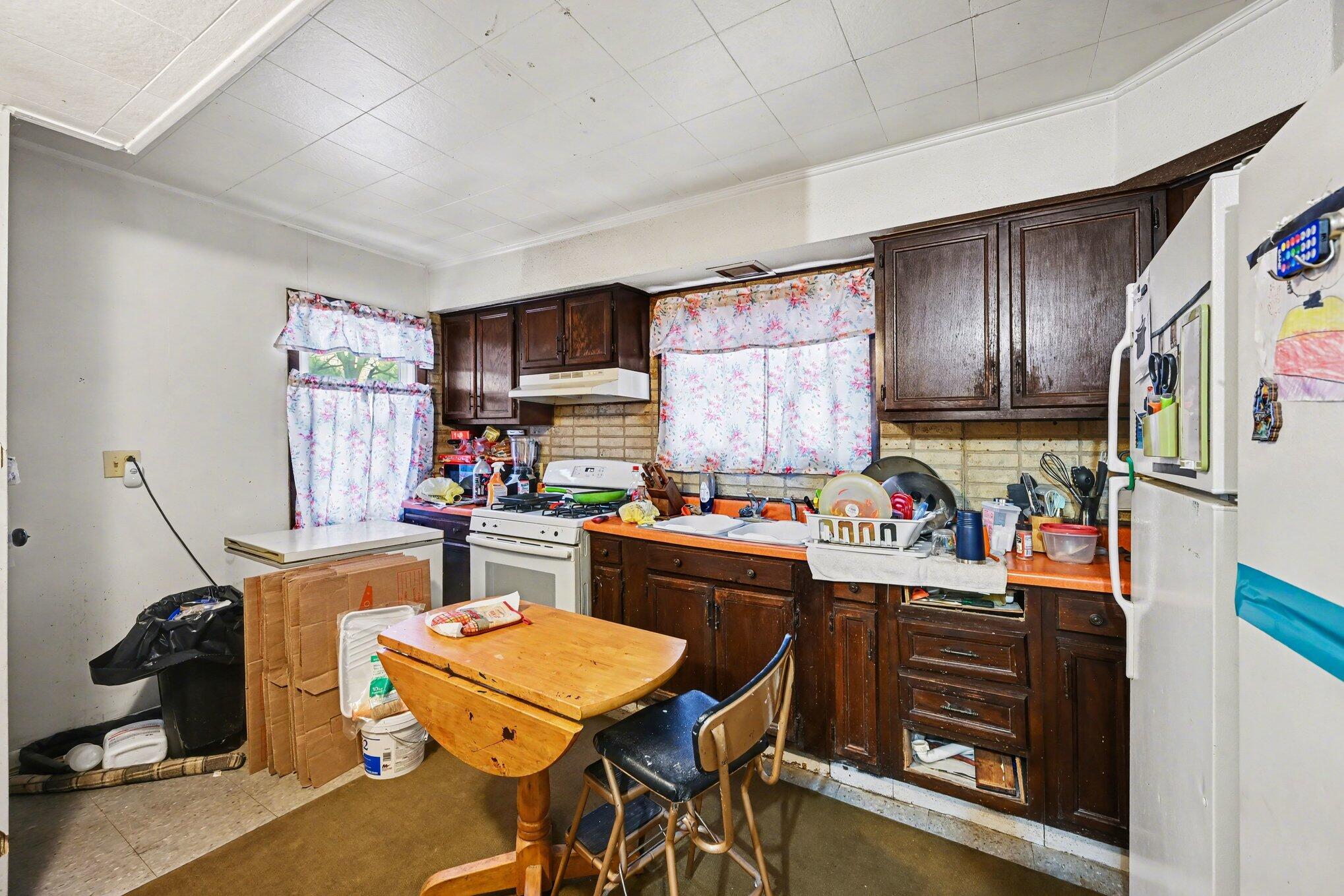 561 Arthur Avenue Kalamazoo MI 49048